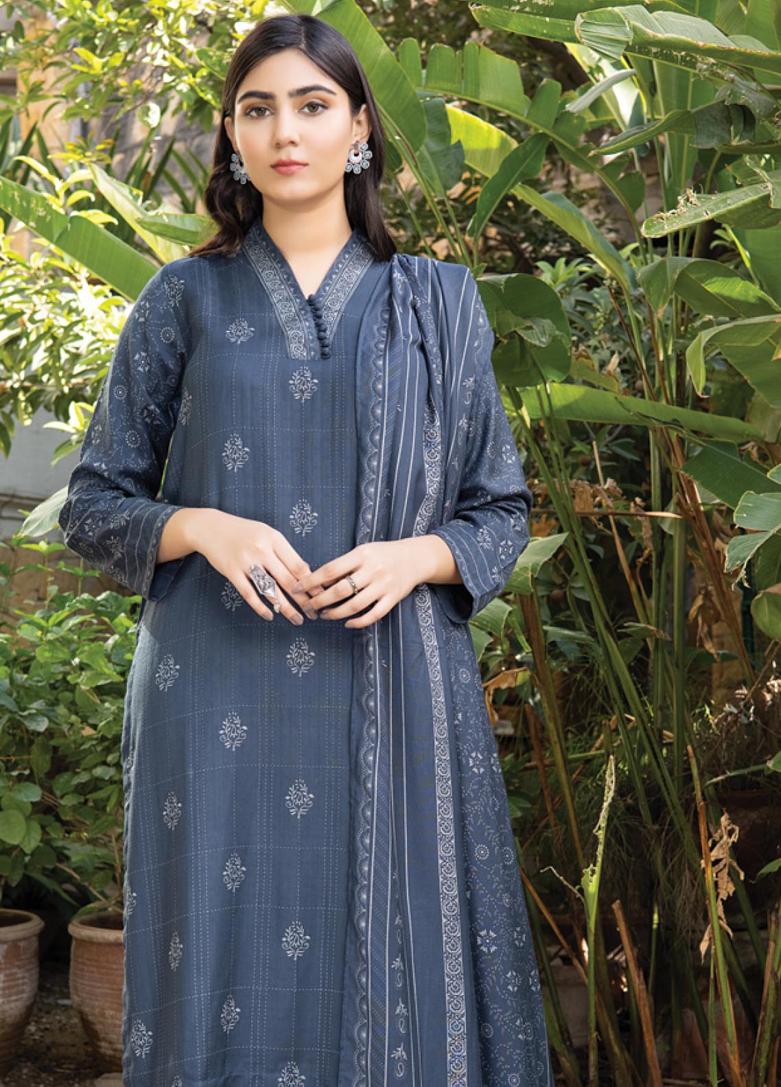 D#1010C LSM Lakhany Cashmi Vool Printed Collection 1122 V-2 D#1010C LSM Lakhany Cashmi Vool Printed Collection 1122 V-2