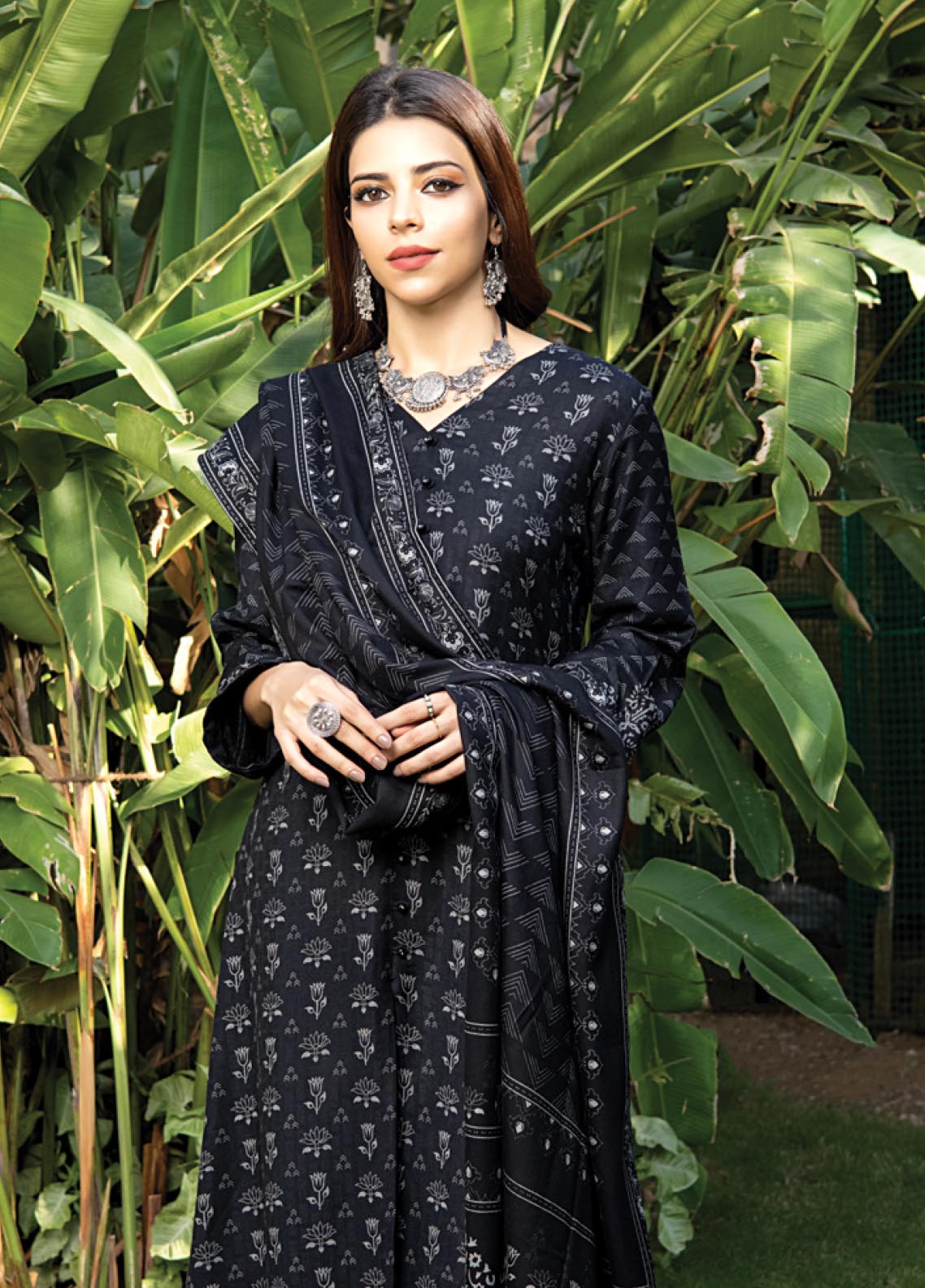 D#1013C LSM Lakhany Cashmi Vool Printed Collection 1122 V-2 D#1013C LSM Lakhany Cashmi Vool Printed Collection 1122 V-2