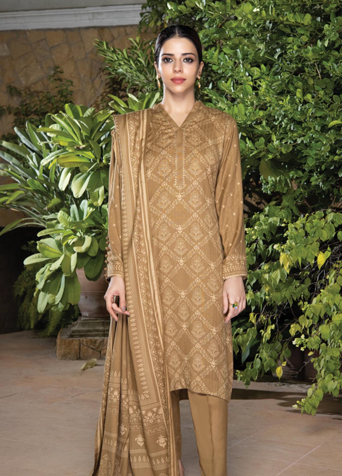 D#1014B LSM Lakhany Cashmi Vool Printed Collection 1122 V-2 D#1014B LSM Lakhany Cashmi Vool Printed Collection 1122 V-2