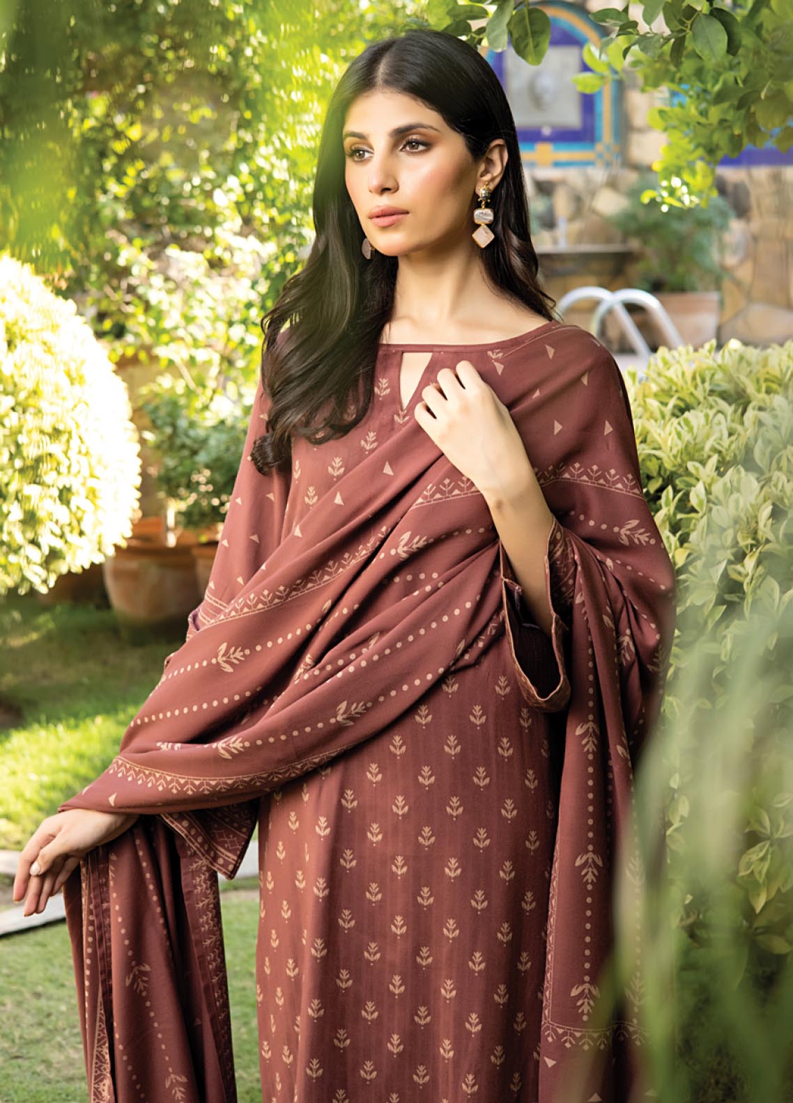 D#1015A LSM Lakhany Cashmi Vool Printed Collection 1122 V-2 D#1015A LSM Lakhany Cashmi Vool Printed Collection 1122 V-2