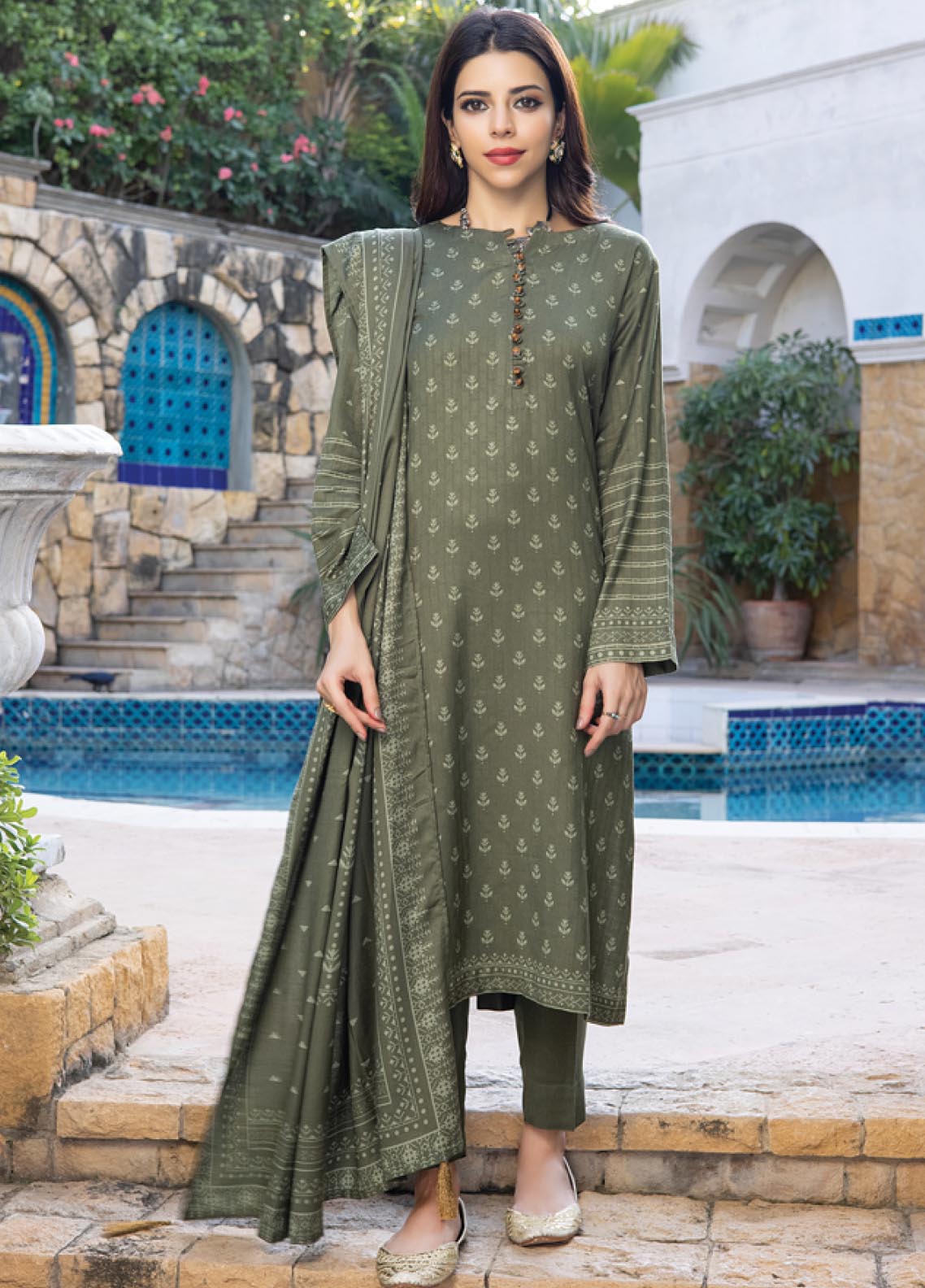 D#1015B LSM Lakhany Cashmi Vool Printed Collection 1122 V-2 D#1015B LSM Lakhany Cashmi Vool Printed Collection 1122 V-2