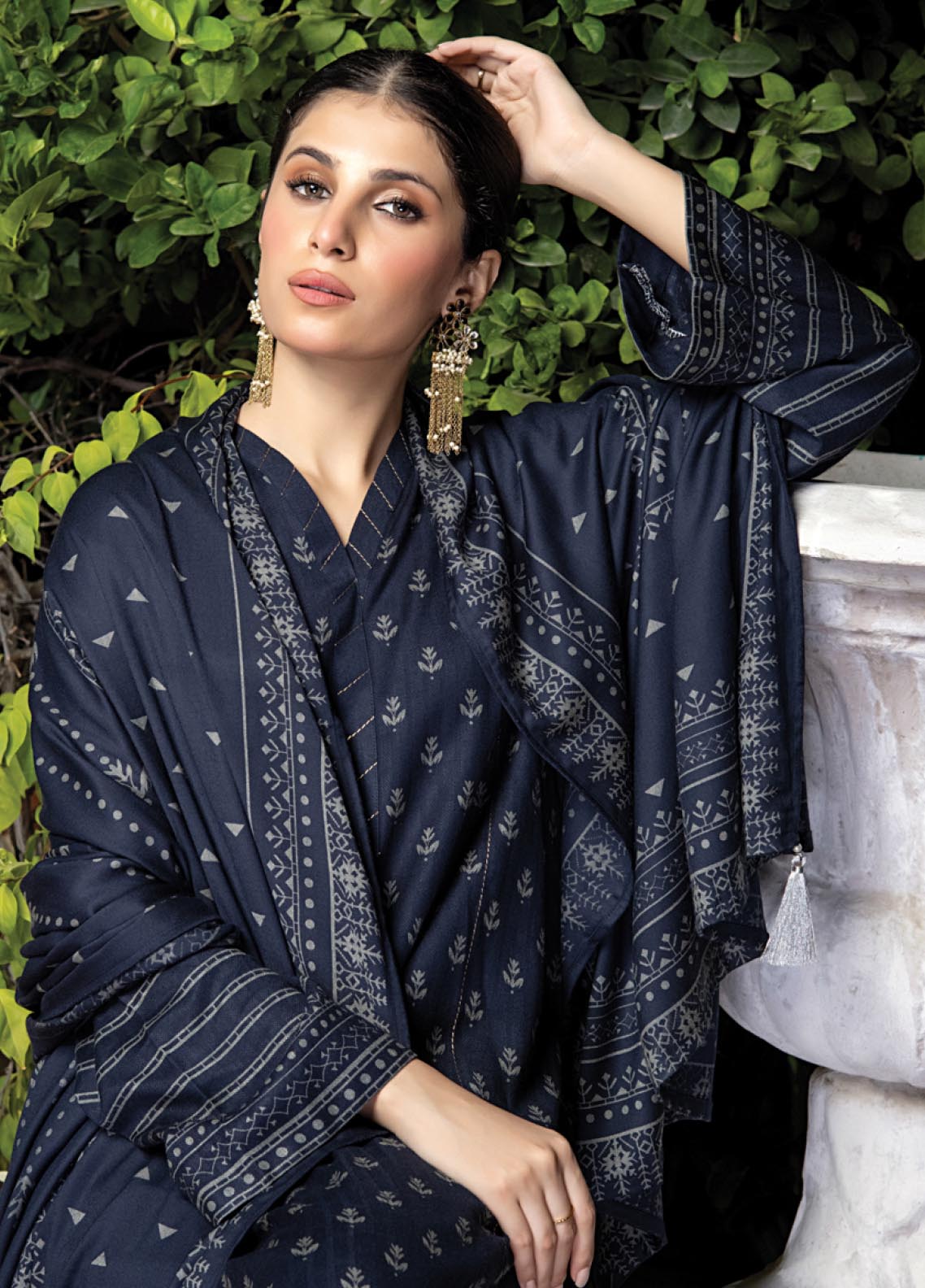 D#1015C LSM Lakhany Cashmi Vool Printed Collection 1122 V-2 D#1015C LSM Lakhany Cashmi Vool Printed Collection 1122 V-2