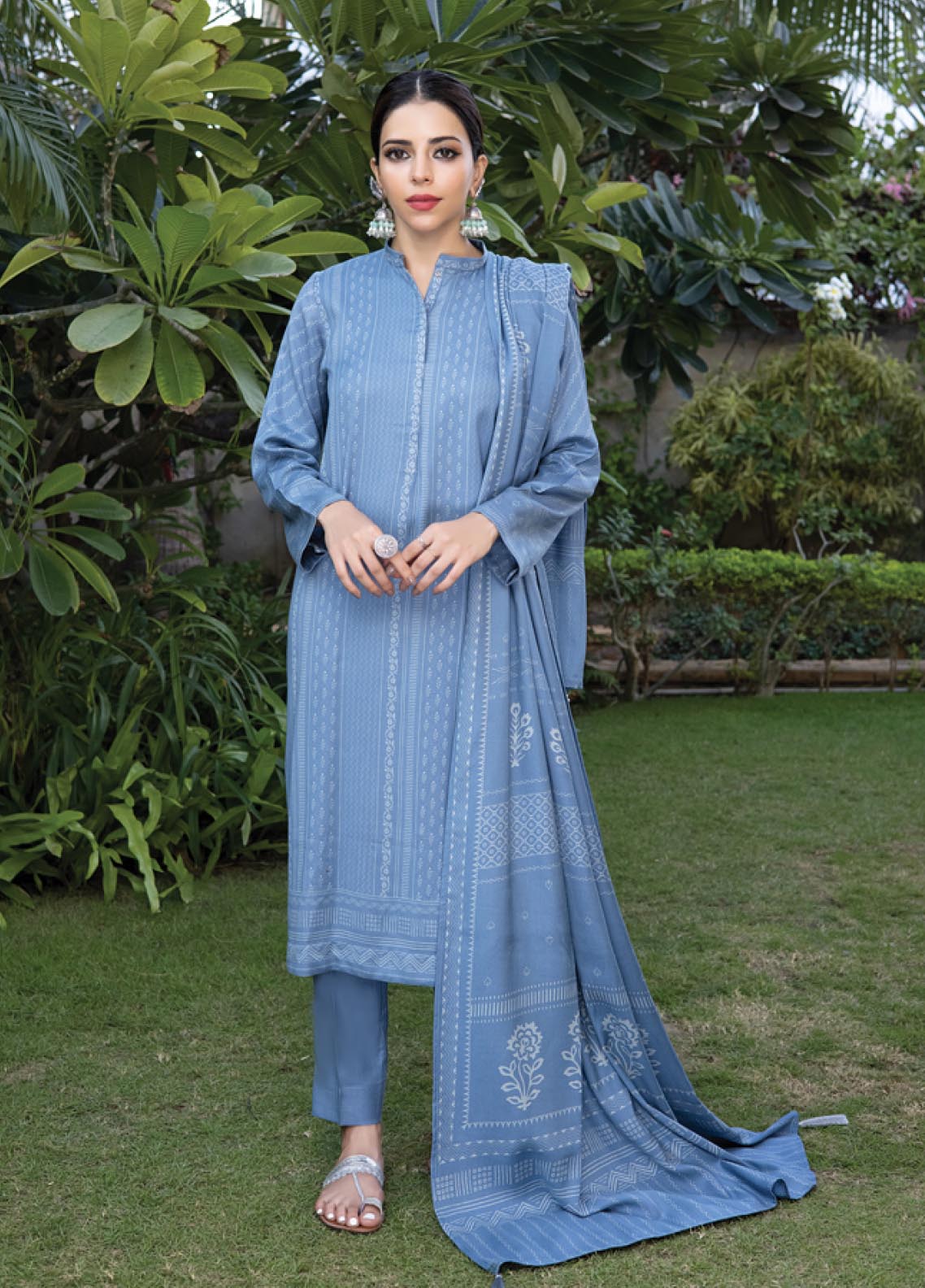 D#1016B LSM Lakhany Cashmi Vool Printed Collection 1122 V-2 D#1016B LSM Lakhany Cashmi Vool Printed Collection 1122 V-2