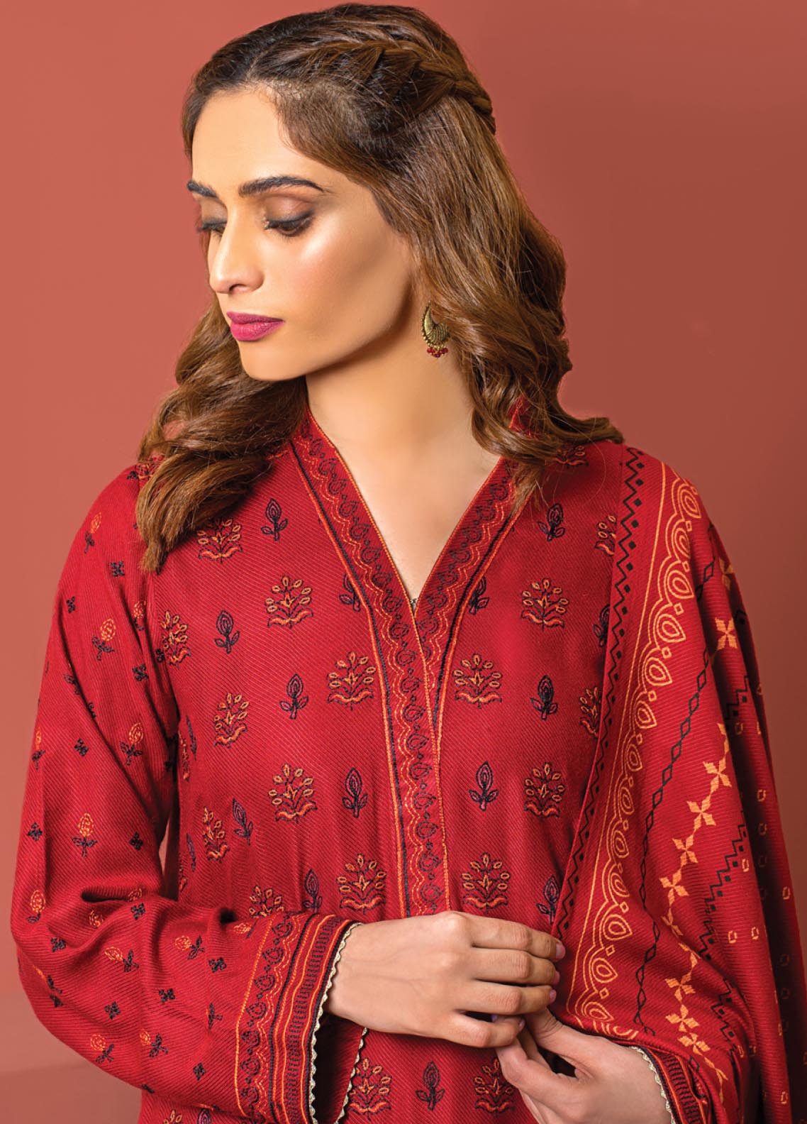 D#114 LSM Lakhany Cashmi Vool Emb Collection 1022 D#114 LSM Lakhany Cashmi Vool Emb Collection 1022