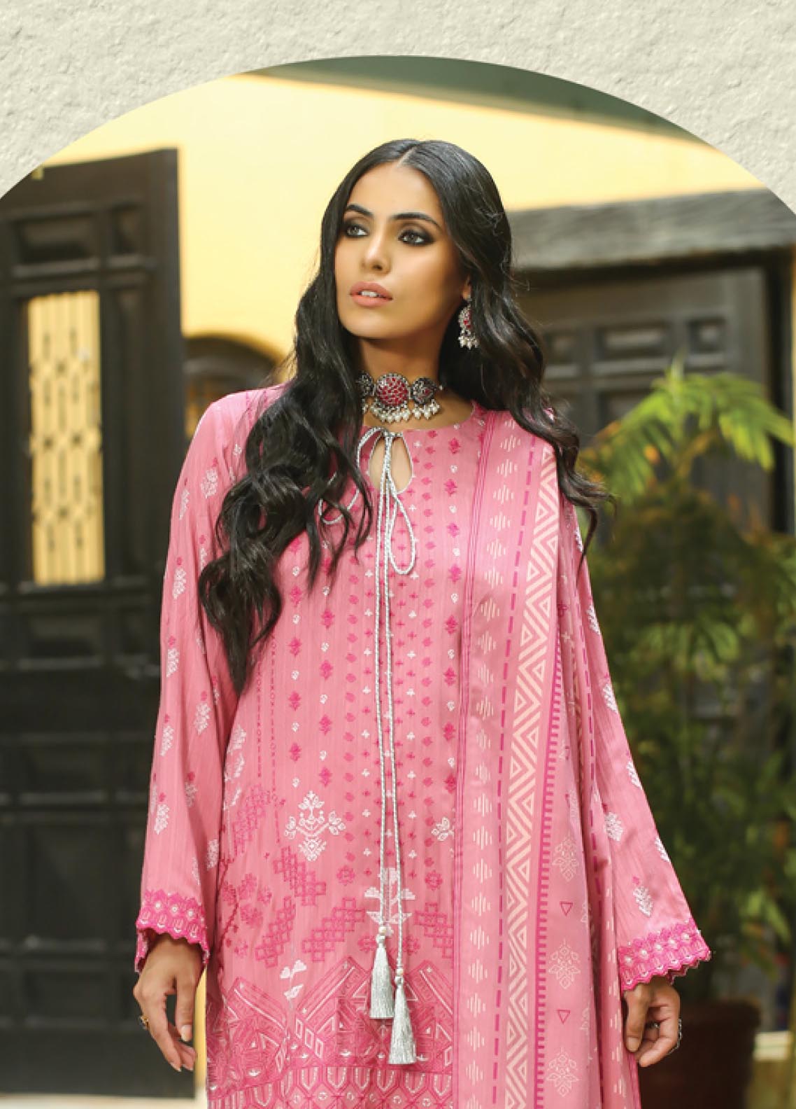 D#115 LSM Lakhany Cashmi Vool Emb Collection 1022 D#115 LSM Lakhany Cashmi Vool Emb Collection 1022