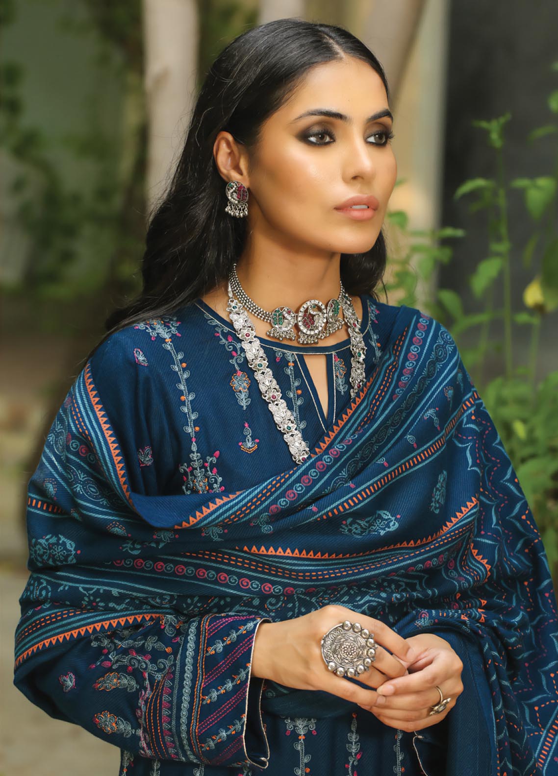 D#362 LSM Lakhany Cashmi Vool Emb Collection 1022 D#362 LSM Lakhany Cashmi Vool Emb Collection 1022