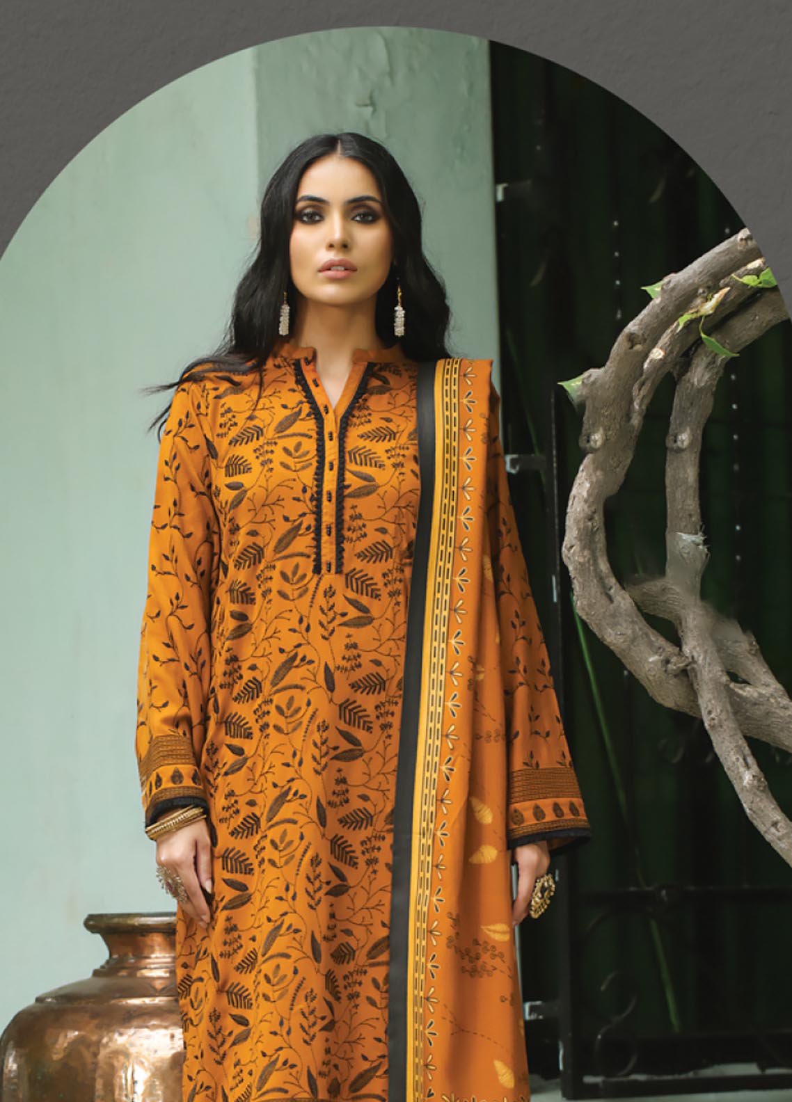 D#35 LSM Lakhany Cashmi Vool Emb Collection 1022 D#35 LSM Lakhany Cashmi Vool Emb Collection 1022
