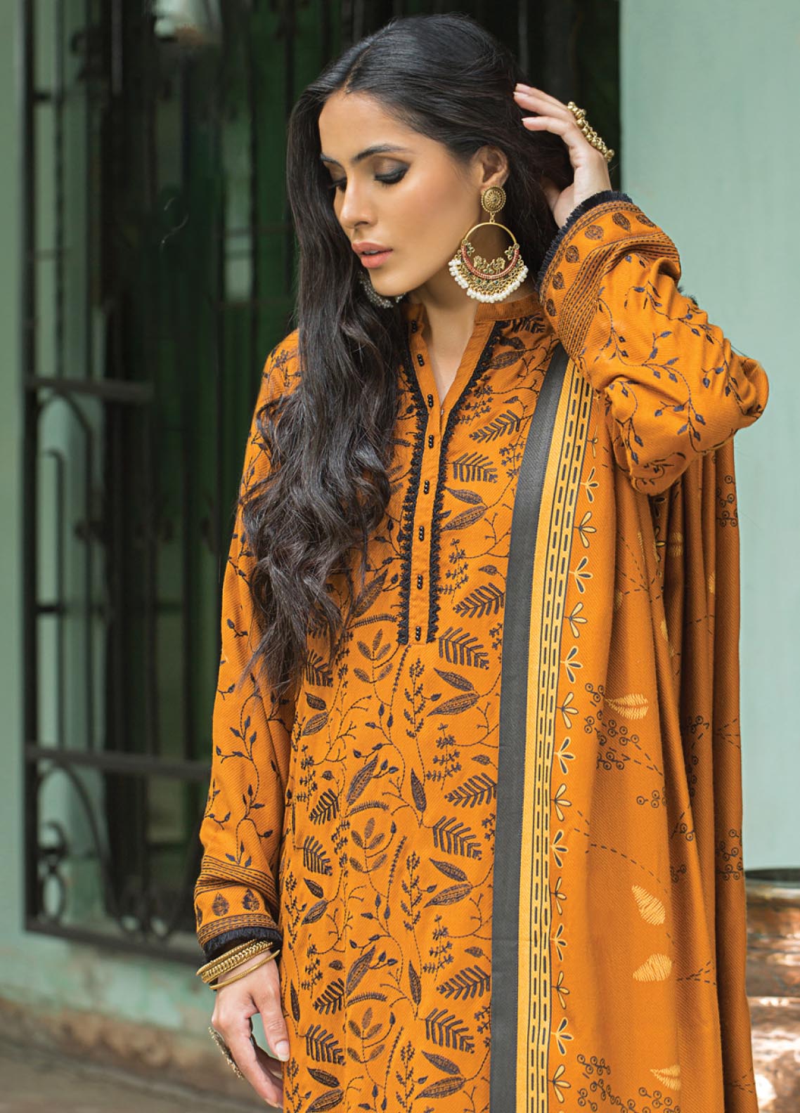 D#35 LSM Lakhany Cashmi Vool Emb Collection 1022 D#35 LSM Lakhany Cashmi Vool Emb Collection 1022