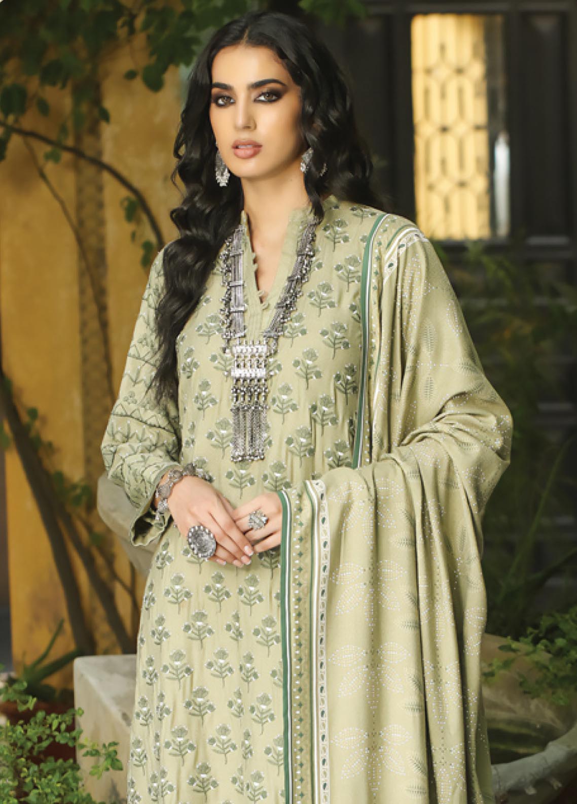 D#36 LSM Lakhany Cashmi Vool Emb Collection 1022 D#36 LSM Lakhany Cashmi Vool Emb Collection 1022