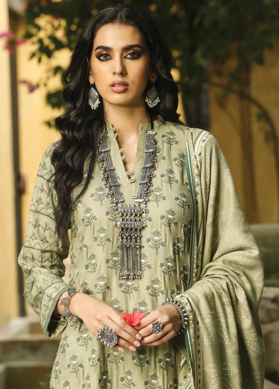 D#36 LSM Lakhany Cashmi Vool Emb Collection 1022 D#36 LSM Lakhany Cashmi Vool Emb Collection 1022