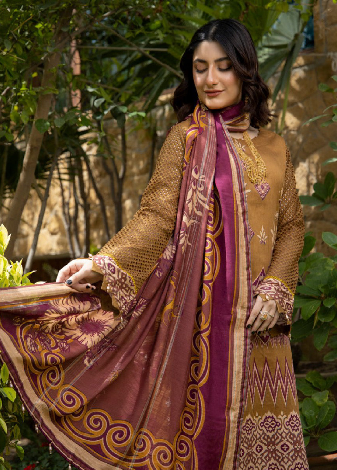 Chittyan Kalaiyaan By Schick Embroidered Lawn Unstitched 3 Piece Suit - SDH24CK 08 Chittyan Kalaiyaan By Schick Embroidered Lawn Unstitched 3 Piece Suit - SDH24CK 08