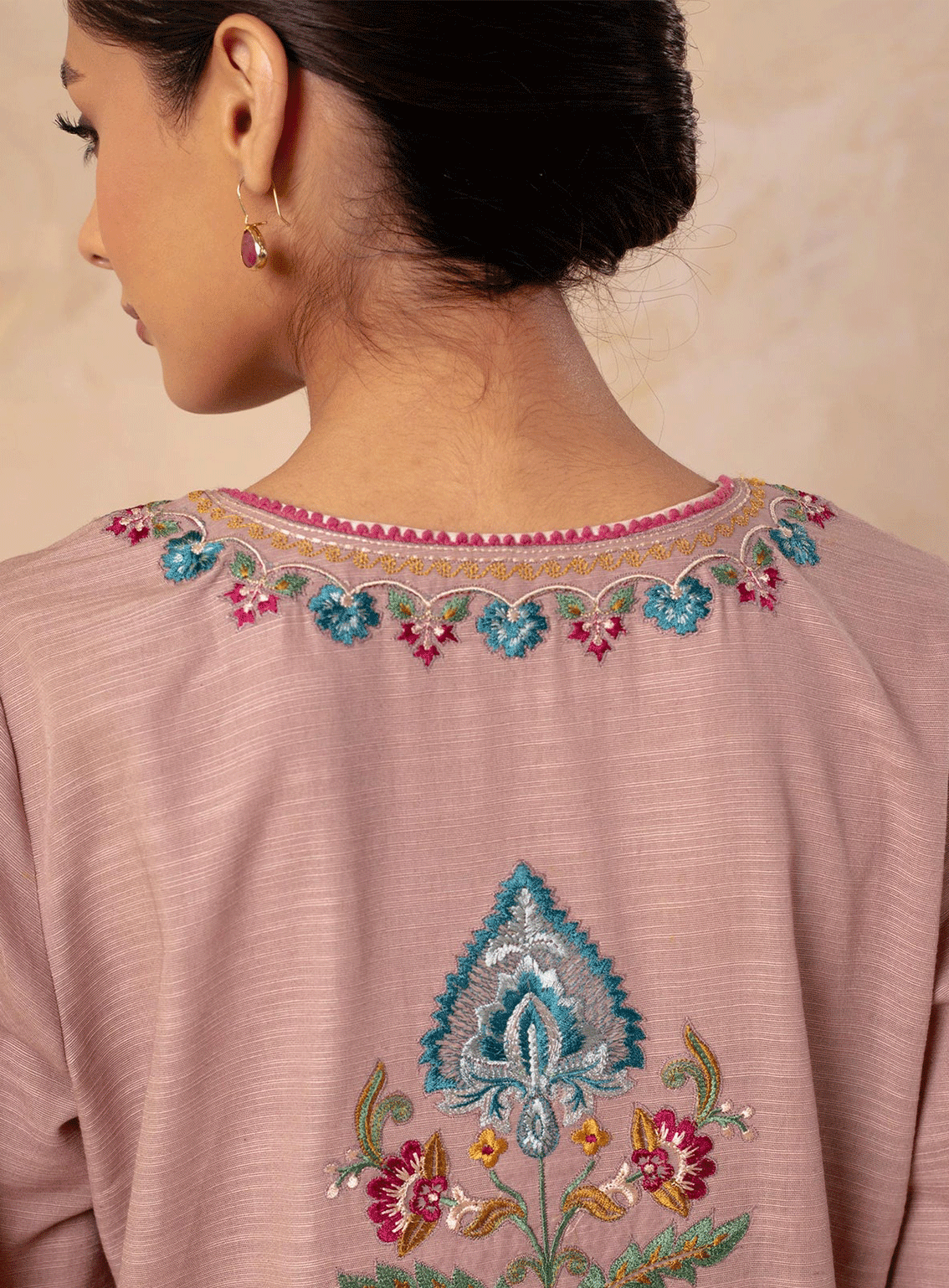 Coco By Zara Shahjahan Embroidered Khaddar Unstitched 3 Piece Suit - 1A Coco By Zara Shahjahan Embroidered Khaddar Unstitched 3 Piece Suit - 1A