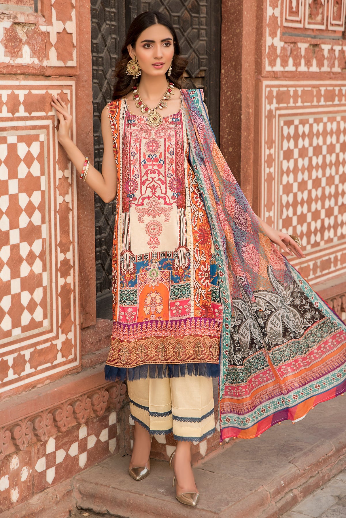 Taragini Unstitched 3 Piece Hur Taragini Unstitched 3 Piece Hur
