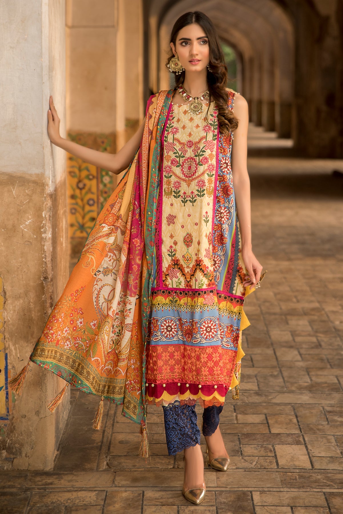 Taragini Unstitched 3 Piece Nur Taragini Unstitched 3 Piece Nur