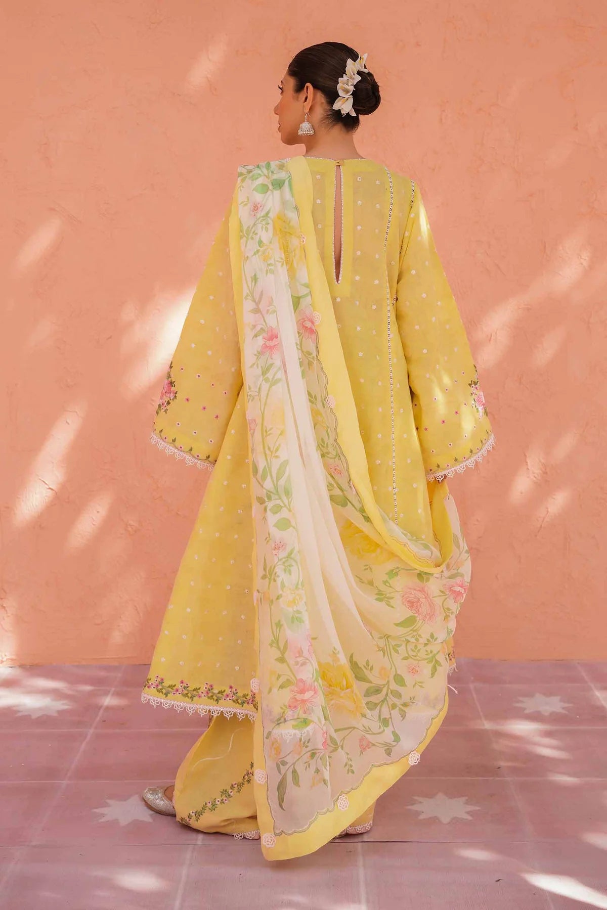 D#12A Zara Shahjahan Emb Lawn Collection 323 D#12A Zara Shahjahan Emb Lawn Collection 323