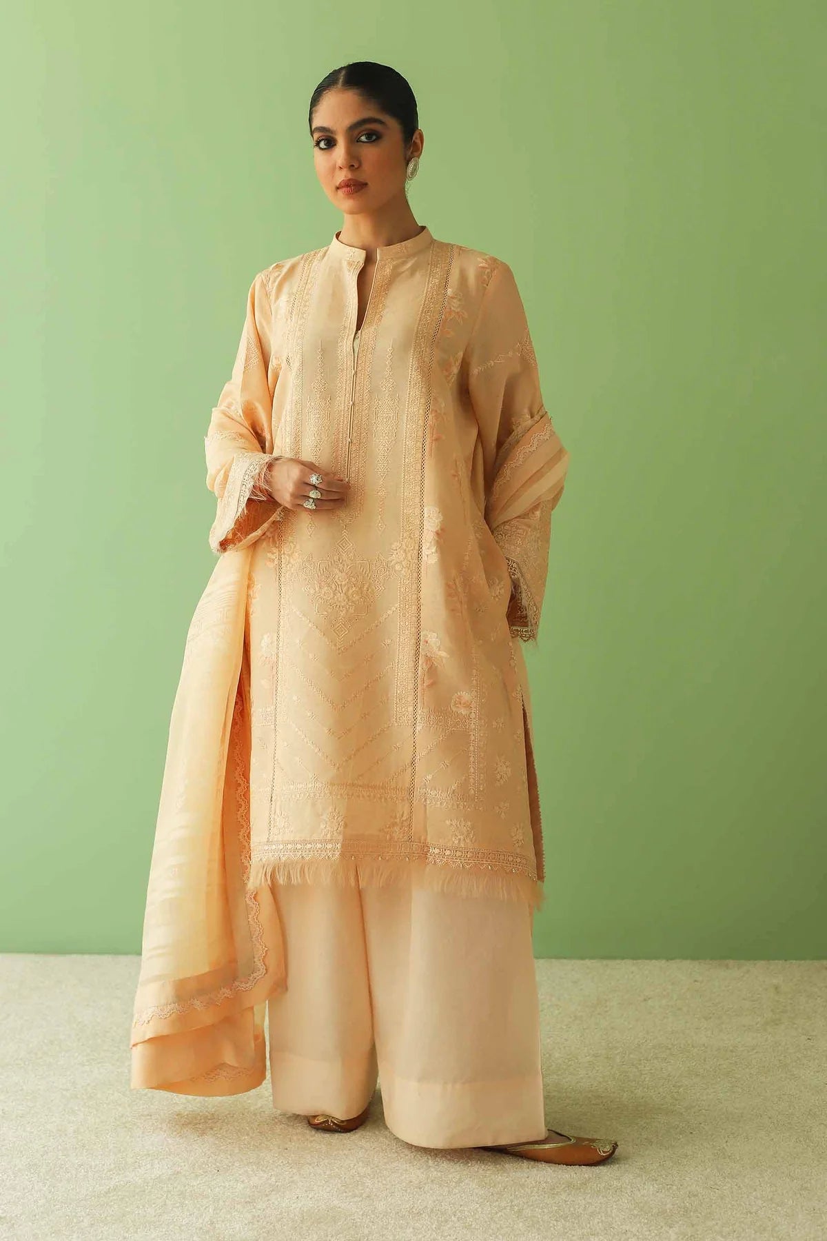 D#13A Zara Shahjahan Emb Lawn Collection 323 D#13A Zara Shahjahan Emb Lawn Collection 323