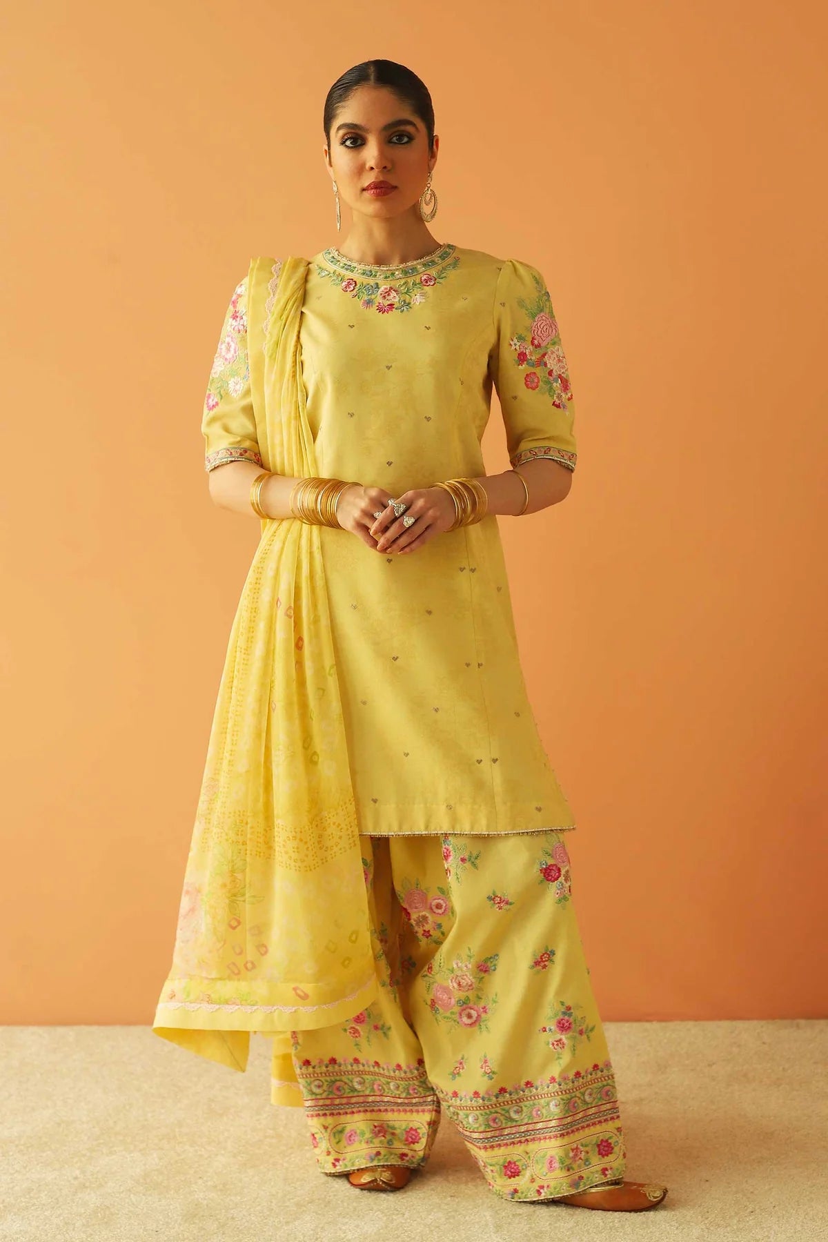 D#4B Zara Shahjahan Emb Lawn Collection 323 D#4B Zara Shahjahan Emb Lawn Collection 323