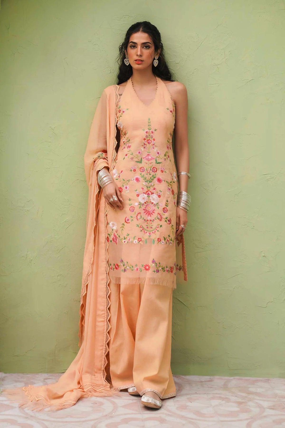 D#5B Zara Shahjahan Emb Lawn Collection 323 D#5B Zara Shahjahan Emb Lawn Collection 323