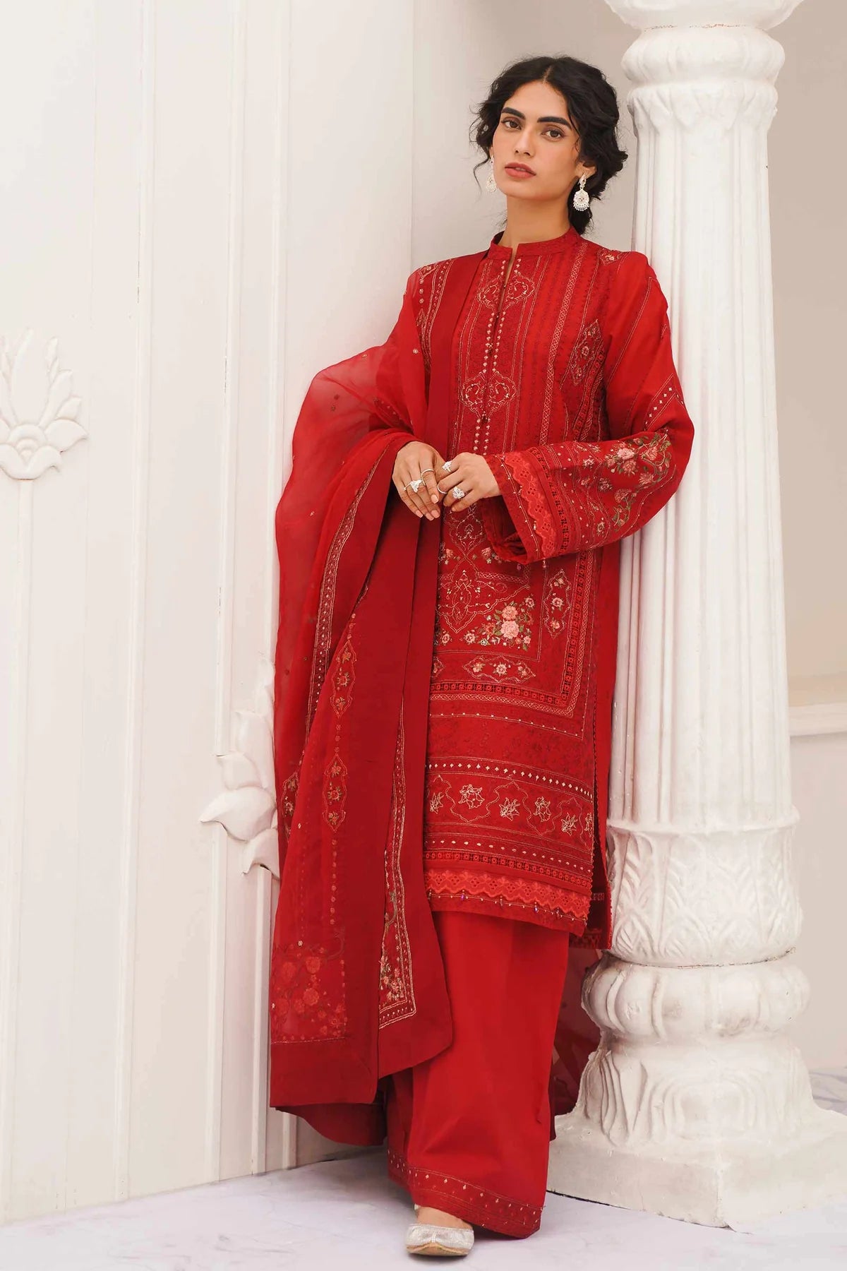 D#6A Zara Shahjahan Emb Lawn Collection 323 D#6A Zara Shahjahan Emb Lawn Collection 323