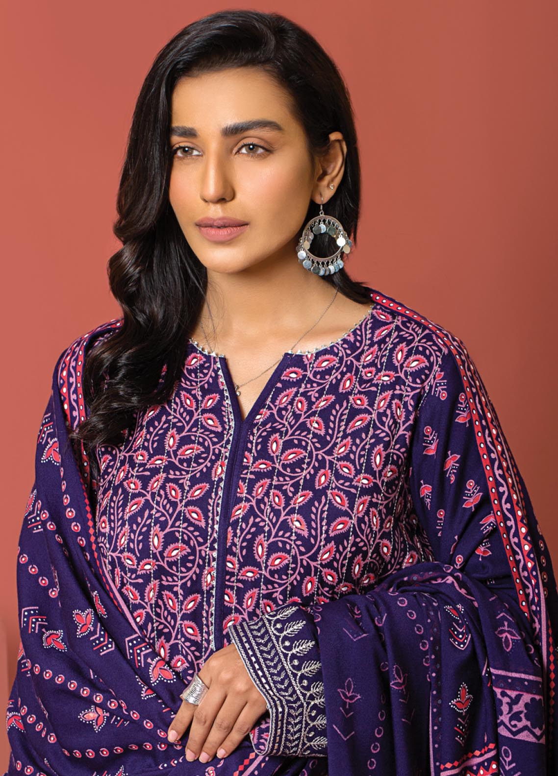 D#056 LSM Lakhany Dareechay Emb Collection 1122 D#056 LSM Lakhany Dareechay Emb Collection 1122