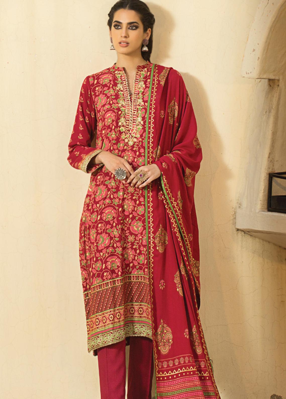 D#137 LSM Lakhany Dareechay Emb Collection 1122 D#137 LSM Lakhany Dareechay Emb Collection 1122