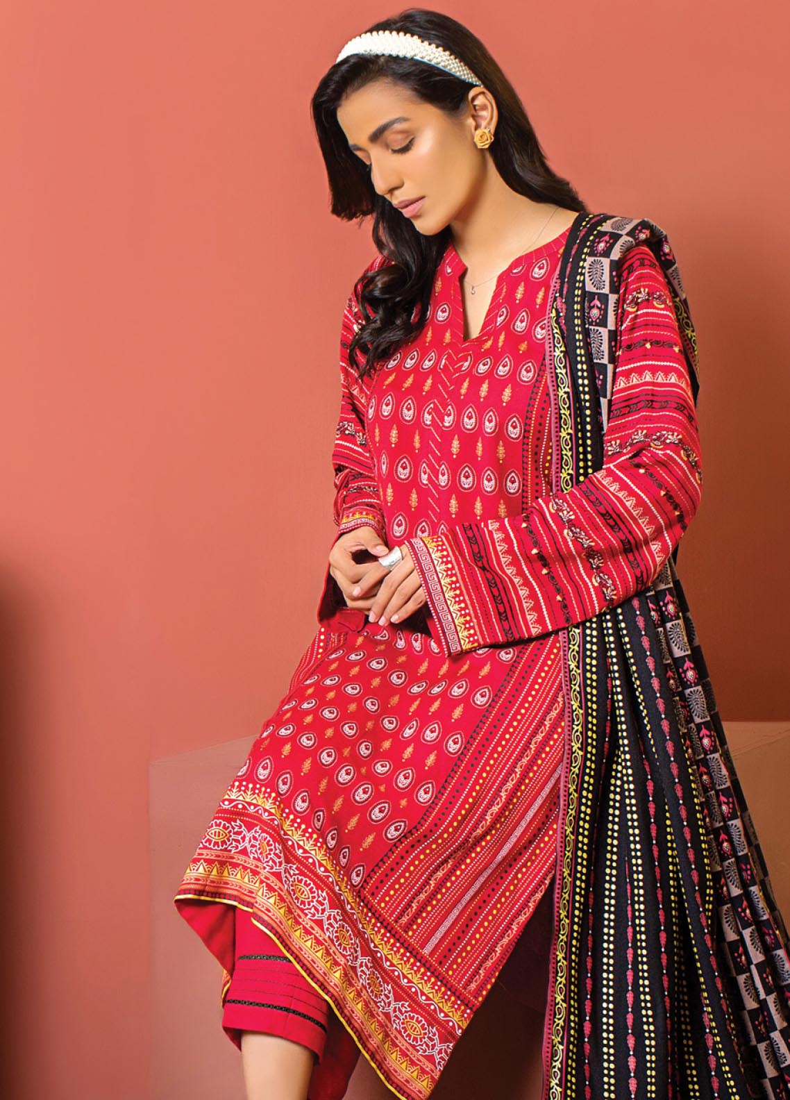 D#139 LSM Lakhany Dareechay Emb Collection 1122 D#139 LSM Lakhany Dareechay Emb Collection 1122