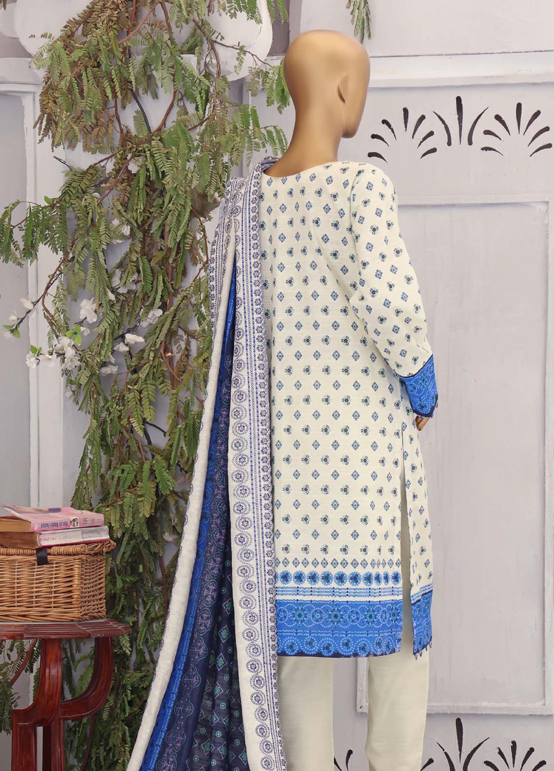 D#2256 HZ Premium Khaddar Emb Collection 1122 D#2256 HZ Premium Khaddar Emb Collection 1122
