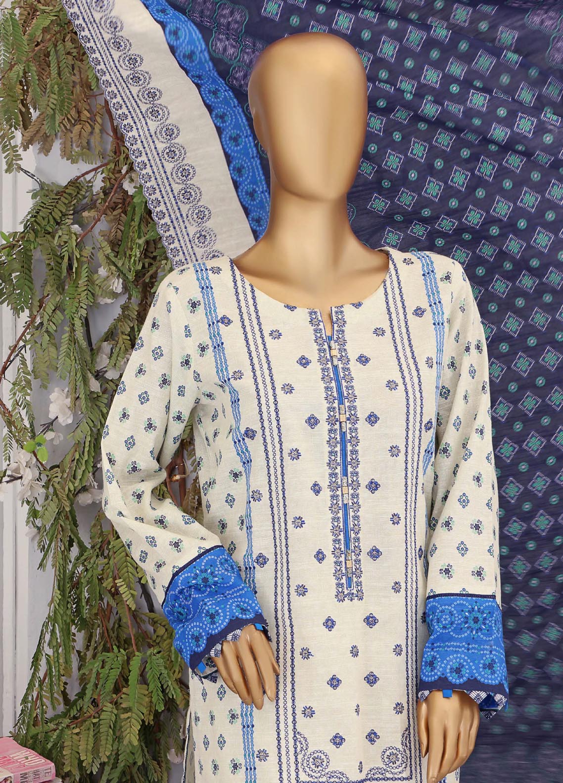 D#2256 HZ Premium Khaddar Emb Collection 1122 D#2256 HZ Premium Khaddar Emb Collection 1122