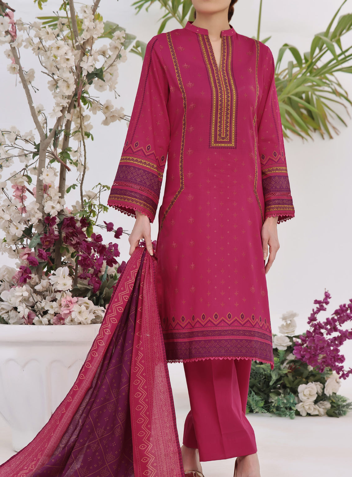 Daman By VS Textile Printed Lawn Unstitched 3 Piece Suit - VS24DPL 2911B Daman By VS Textile Printed Lawn Unstitched 3 Piece Suit - VS24DPL 2911B