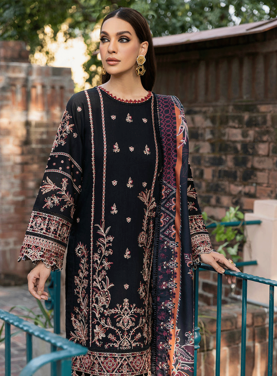 Dastoor By Farasha Embroidered Khaddar Unstitched 3 Piece Suit - 4 KHAYAL Dastoor By Farasha Embroidered Khaddar Unstitched 3 Piece Suit - 4 KHAYAL