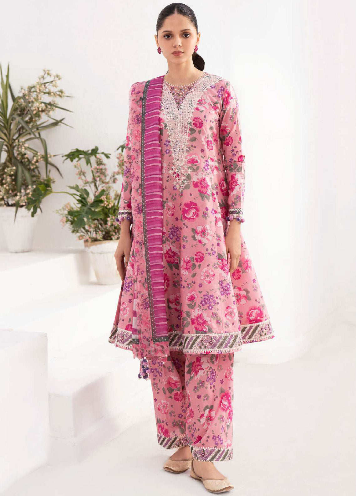 Delia By Jazmin Embroidered Lawn Unstitched 3 Piece Suit - JZ24DL 07 Delia By Jazmin Embroidered Lawn Unstitched 3 Piece Suit - JZ24DL 07