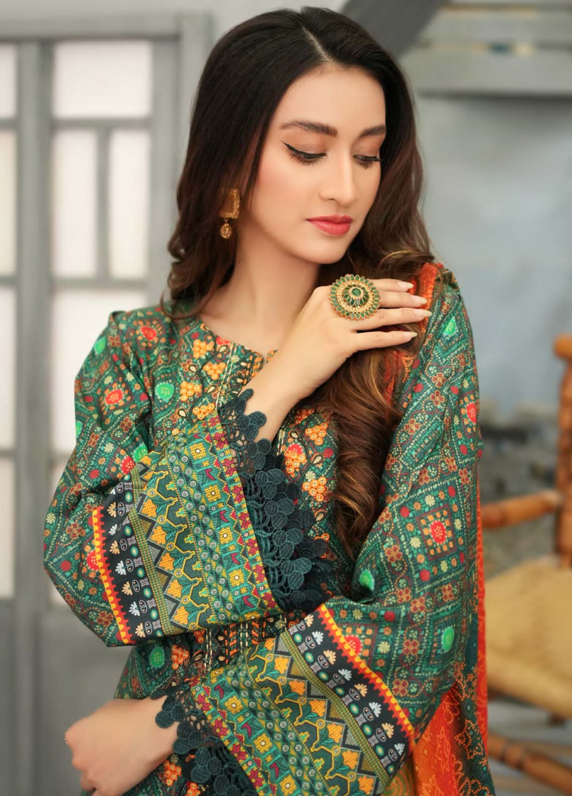 D#02 Zesh Chunri Emb Lawn Collection 123 – Royalfashion
