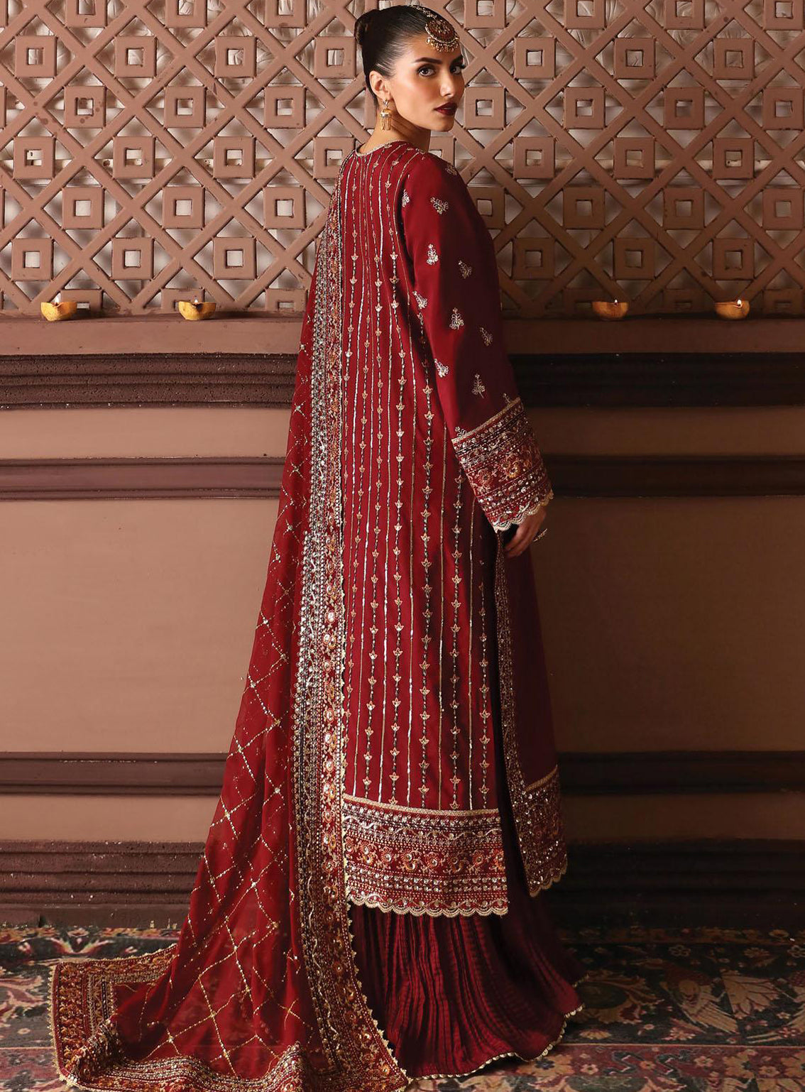 Divani By Afrozeh Embroidered Raw Silk Unstitched 3 Piece Suit - AFR23DSE AS-V2-05 NAAZ Divani By Afrozeh Embroidered Raw Silk Unstitched 3 Piece Suit - AFR23DSE AS-V2-05 NAAZ