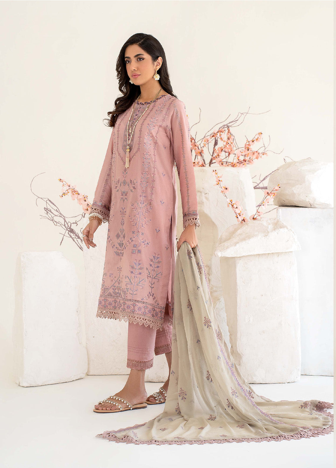 Eid Edition by Zarif Embroidered Lawn 3 Piece Unstitched Suit ZF23L ZEL-02 FIONA Eid Edition by Zarif Embroidered Lawn 3 Piece Unstitched Suit ZF23L ZEL-02 FIONA