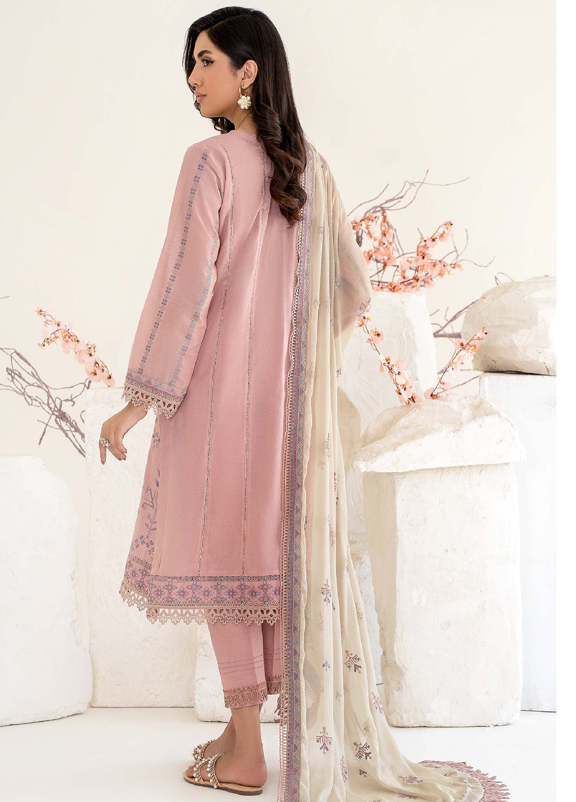 Eid Edition by Zarif Embroidered Lawn 3 Piece Unstitched Suit ZF23L ZEL-02 FIONA Eid Edition by Zarif Embroidered Lawn 3 Piece Unstitched Suit ZF23L ZEL-02 FIONA