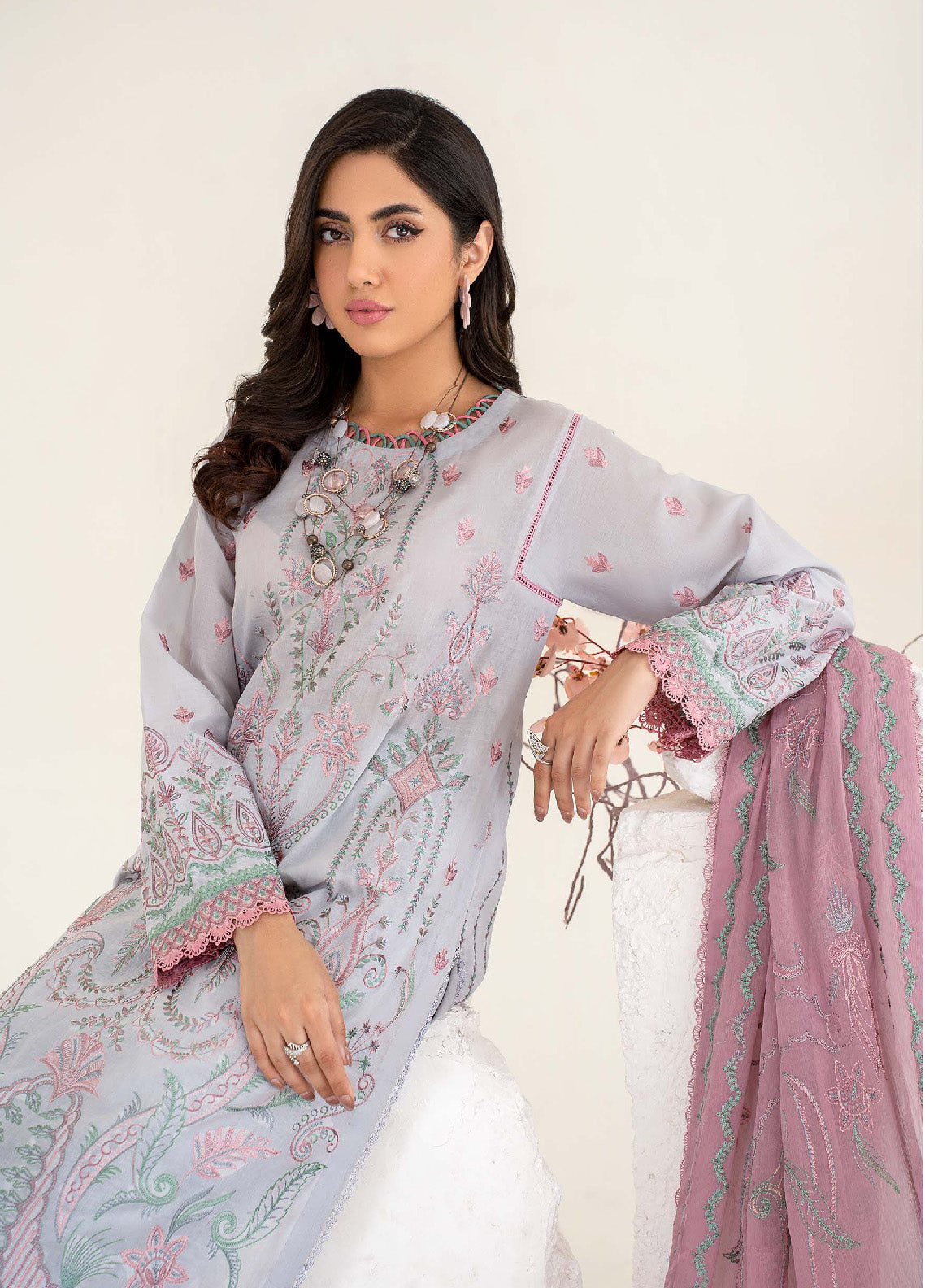Eid Edition by Zarif Embroidered Lawn 3 Piece Unstitched Suit ZF23L ZEL-04 IZEL Eid Edition by Zarif Embroidered Lawn 3 Piece Unstitched Suit ZF23L ZEL-04 IZEL