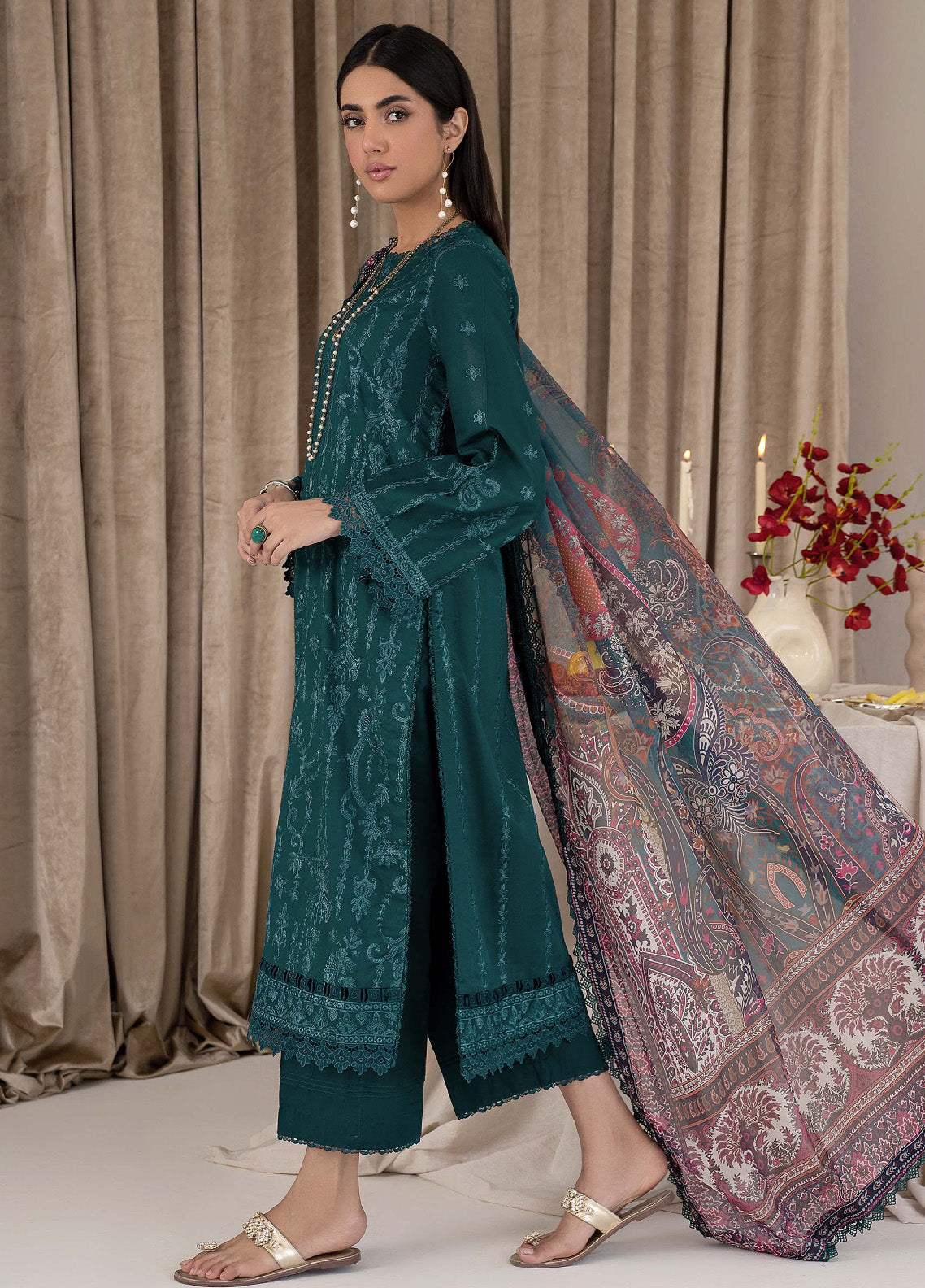 Eid Edition by Zarif Embroidered Lawn 3 Piece Unstitched Suit ZF23L ZEL-05 EMERALD Eid Edition by Zarif Embroidered Lawn 3 Piece Unstitched Suit ZF23L ZEL-05 EMERALD