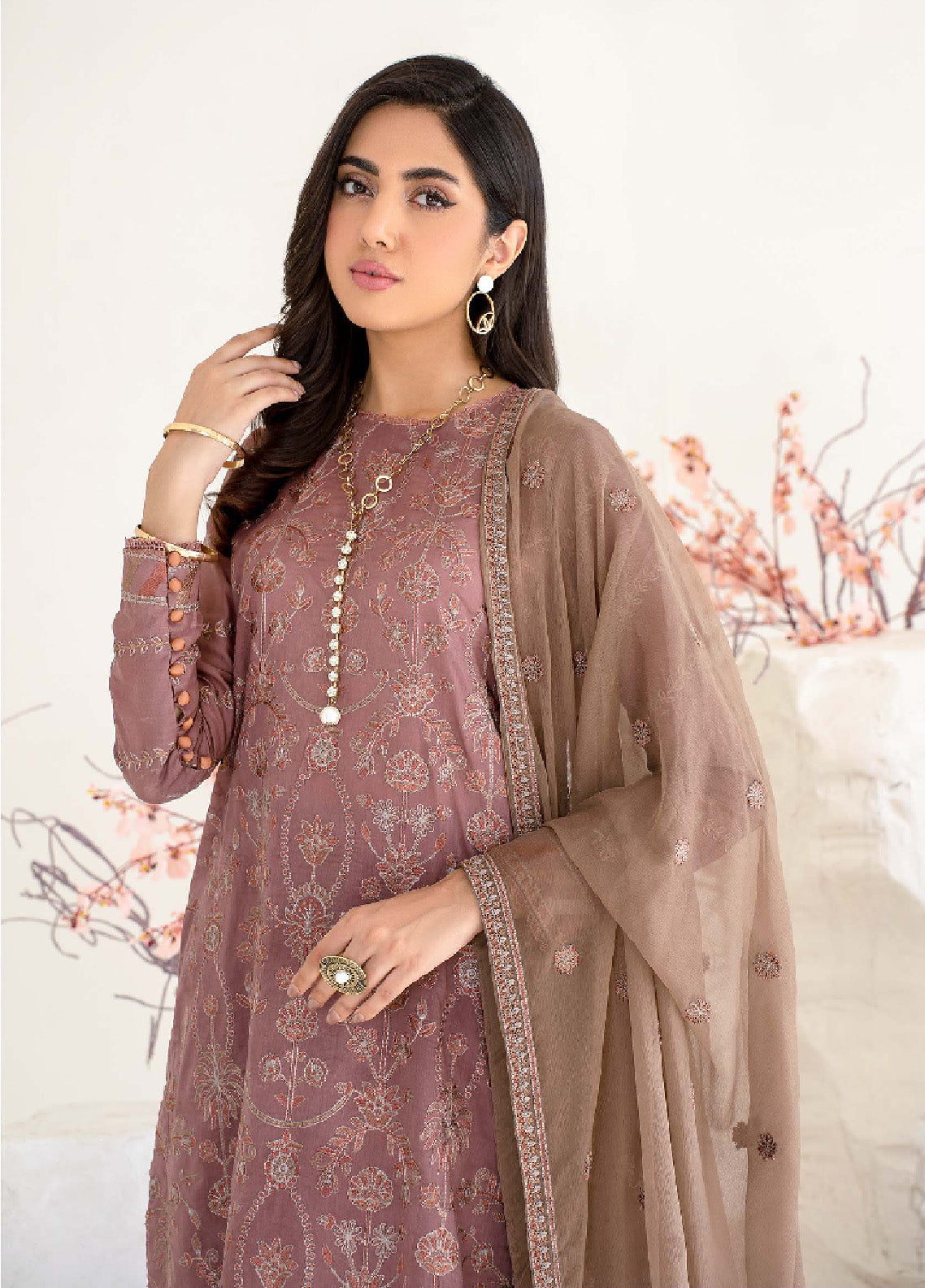 Eid Edition by Zarif Embroidered Lawn 3 Piece Unstitched Suit ZF23L ZEL-09 TEA PINK Eid Edition by Zarif Embroidered Lawn 3 Piece Unstitched Suit ZF23L ZEL-09 TEA PINK