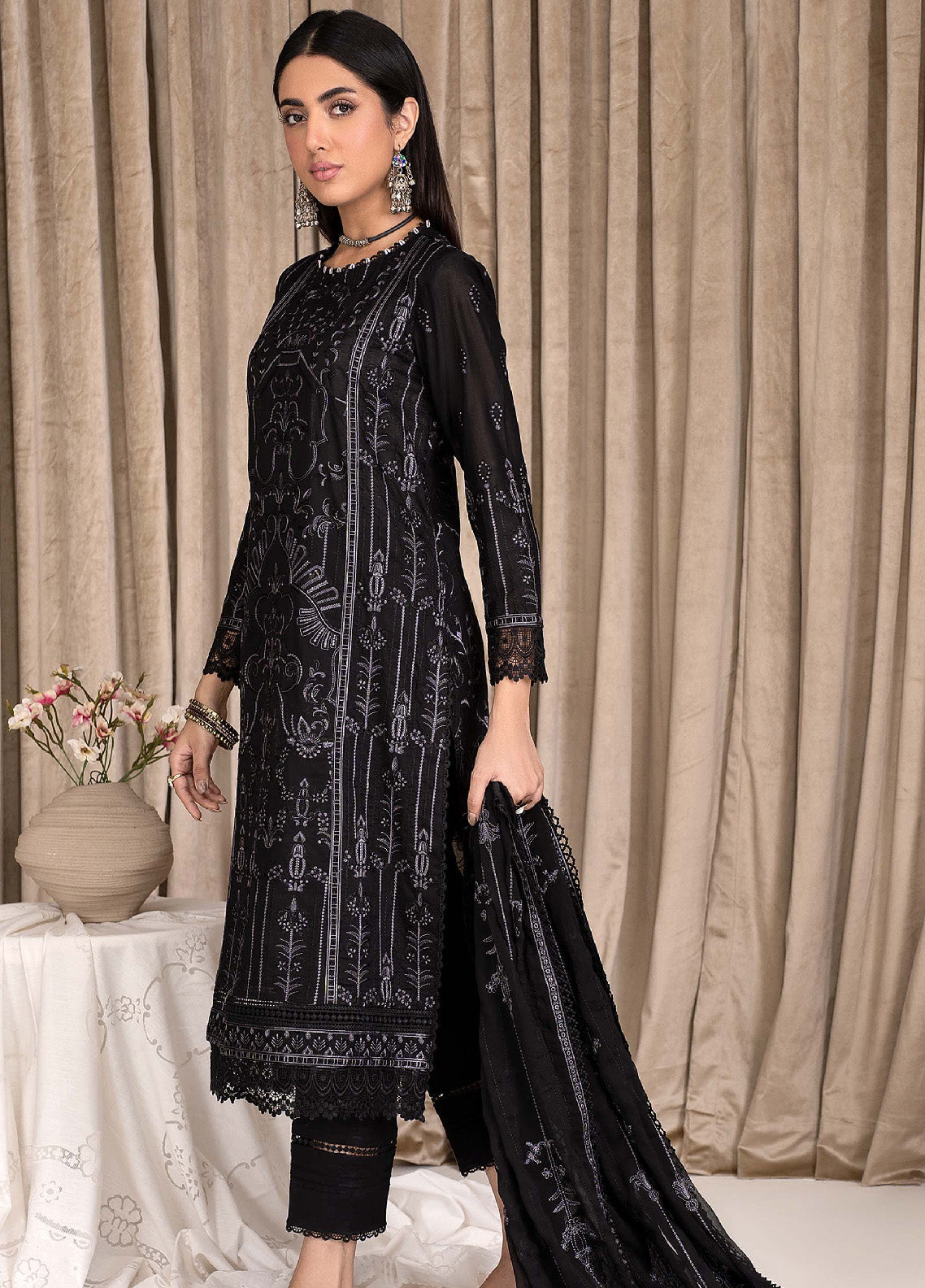 Eid Edition by Zarif Embroidered Lawn 3 Piece Unstitched Suit ZF23L ZEL-10 DARK AURA Eid Edition by Zarif Embroidered Lawn 3 Piece Unstitched Suit ZF23L ZEL-10 DARK AURA