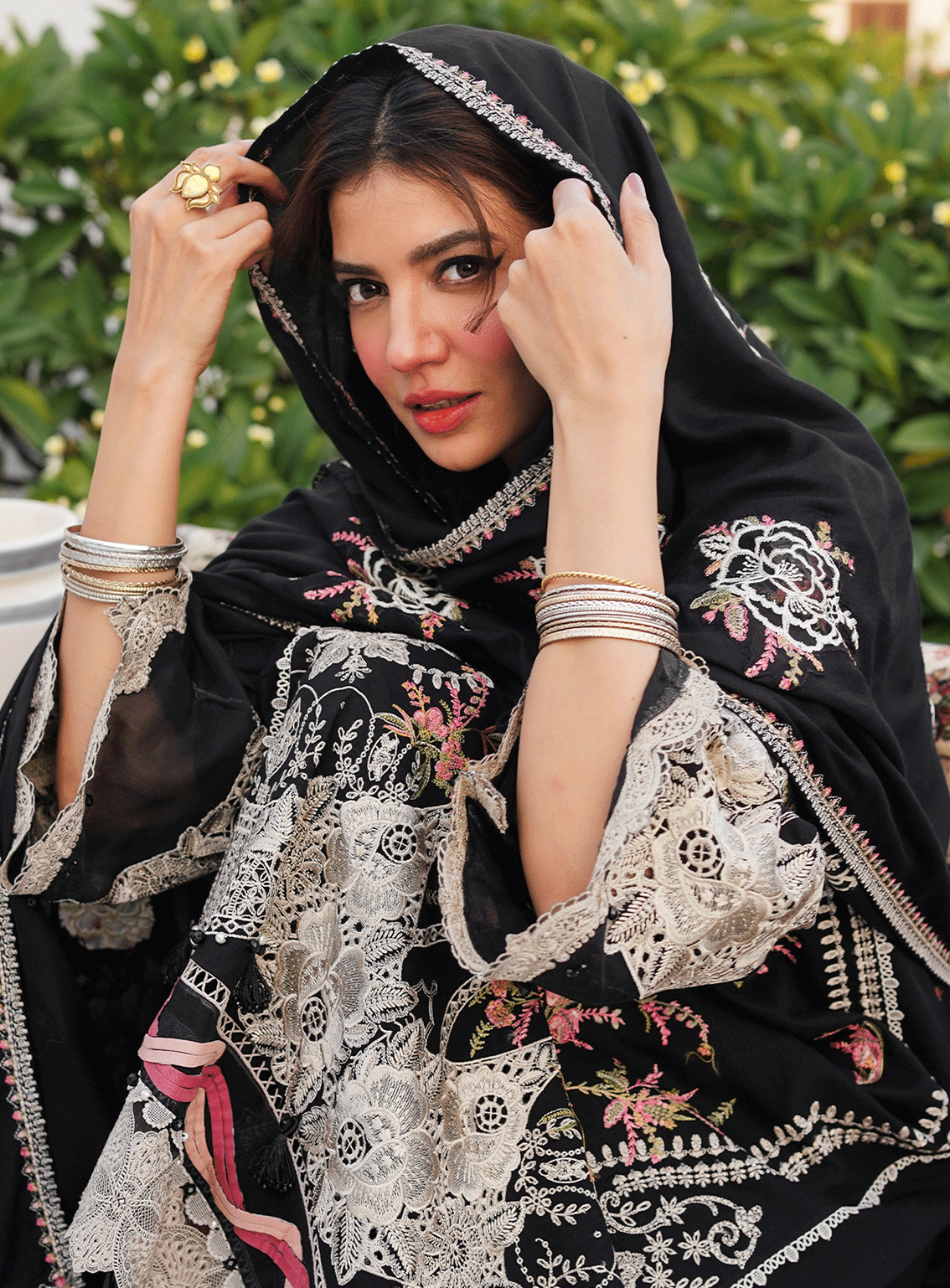 Elaf Embroidered Khaddar Unstitched 3 Piece Suit - EF23LW 02 BANAFSH Elaf Embroidered Khaddar Unstitched 3 Piece Suit - EF23LW 02 BANAFSH