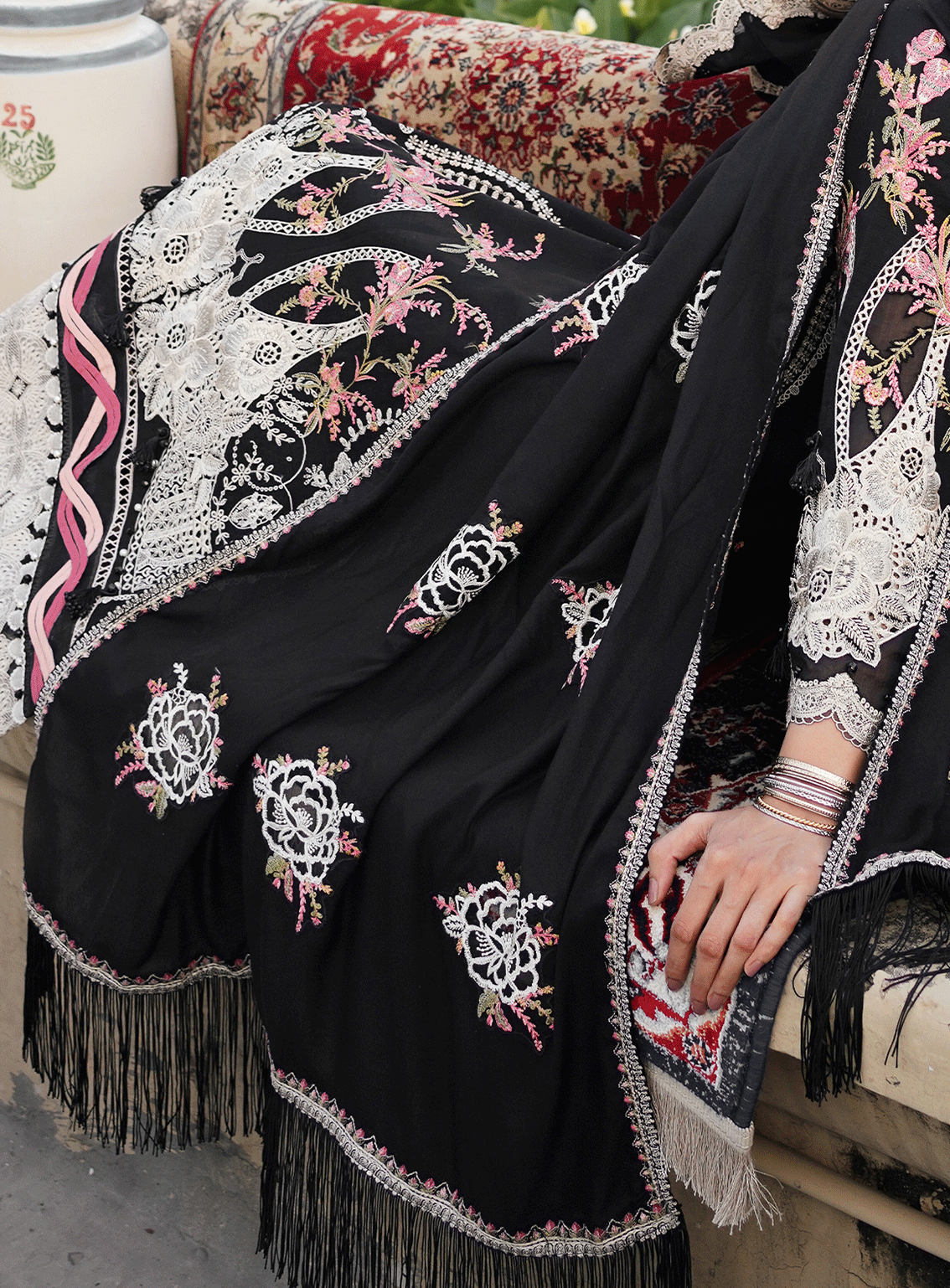 Elaf Embroidered Khaddar Unstitched 3 Piece Suit - EF23LW 02 BANAFSH Elaf Embroidered Khaddar Unstitched 3 Piece Suit - EF23LW 02 BANAFSH