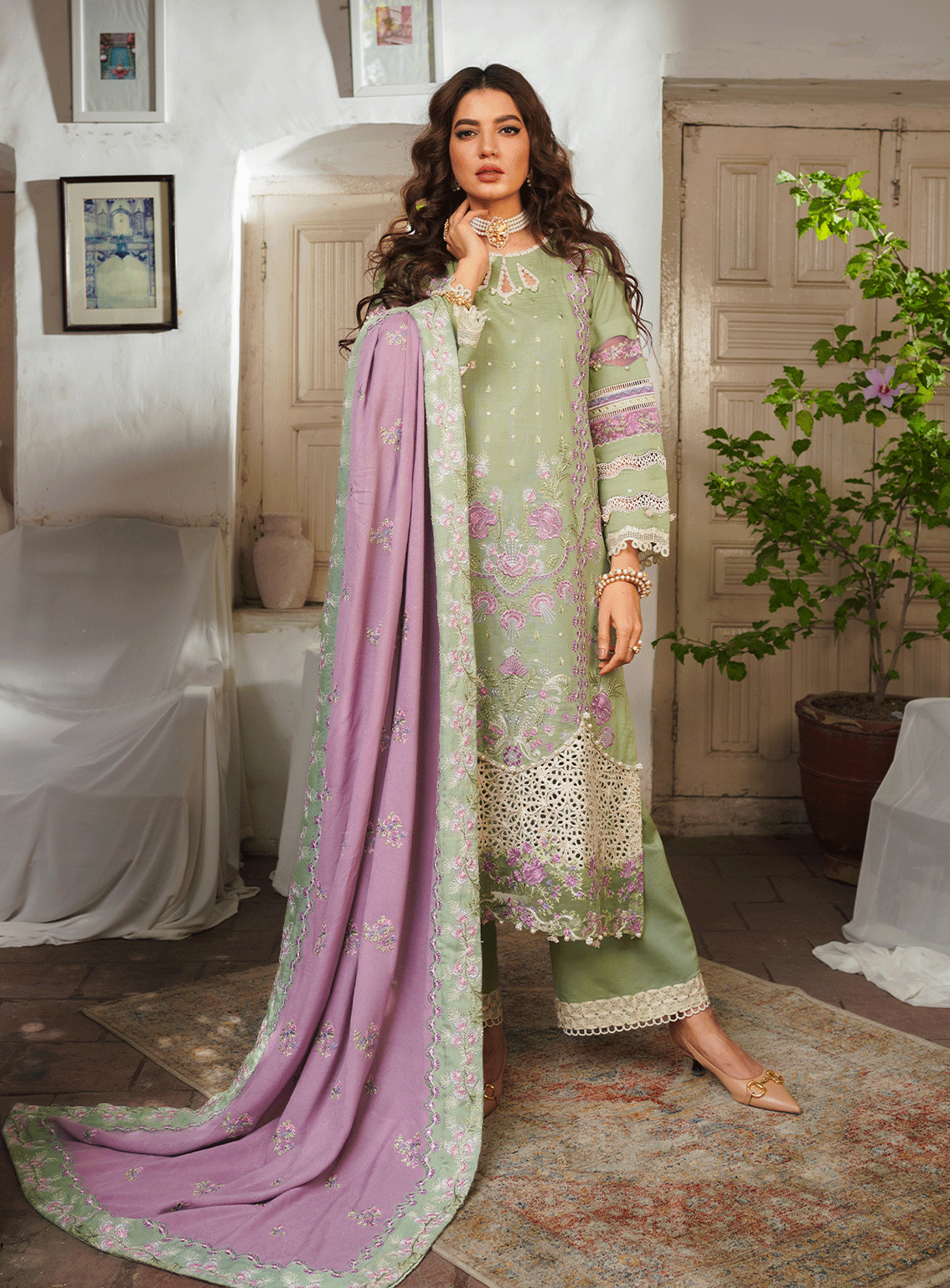 Elaf Embroidered Khaddar Unstitched 3 Piece Suit - EF23LW 4A GULSAAN Elaf Embroidered Khaddar Unstitched 3 Piece Suit - EF23LW 4A GULSAAN