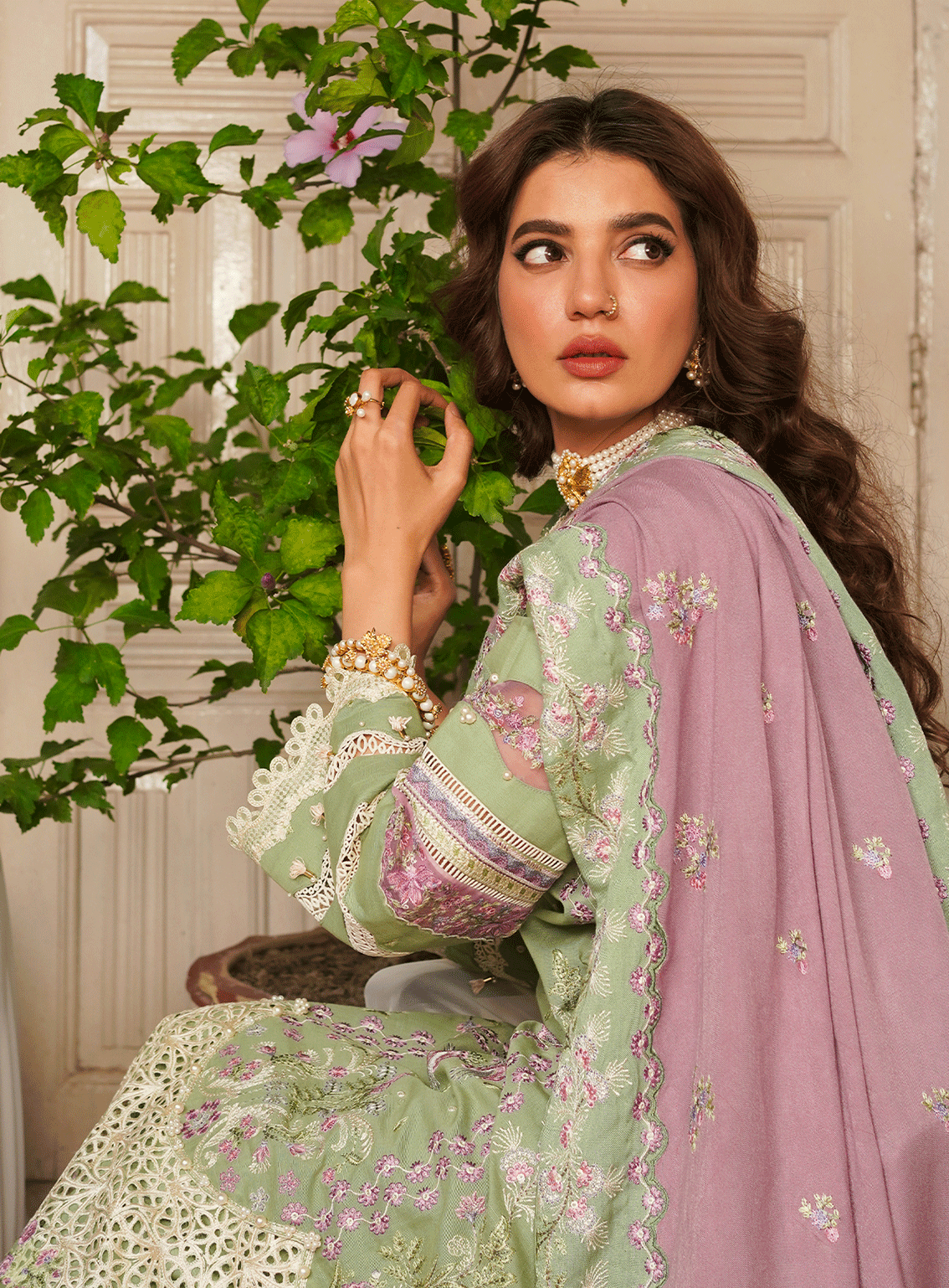 Elaf Embroidered Khaddar Unstitched 3 Piece Suit - EF23LW 4A GULSAAN Elaf Embroidered Khaddar Unstitched 3 Piece Suit - EF23LW 4A GULSAAN