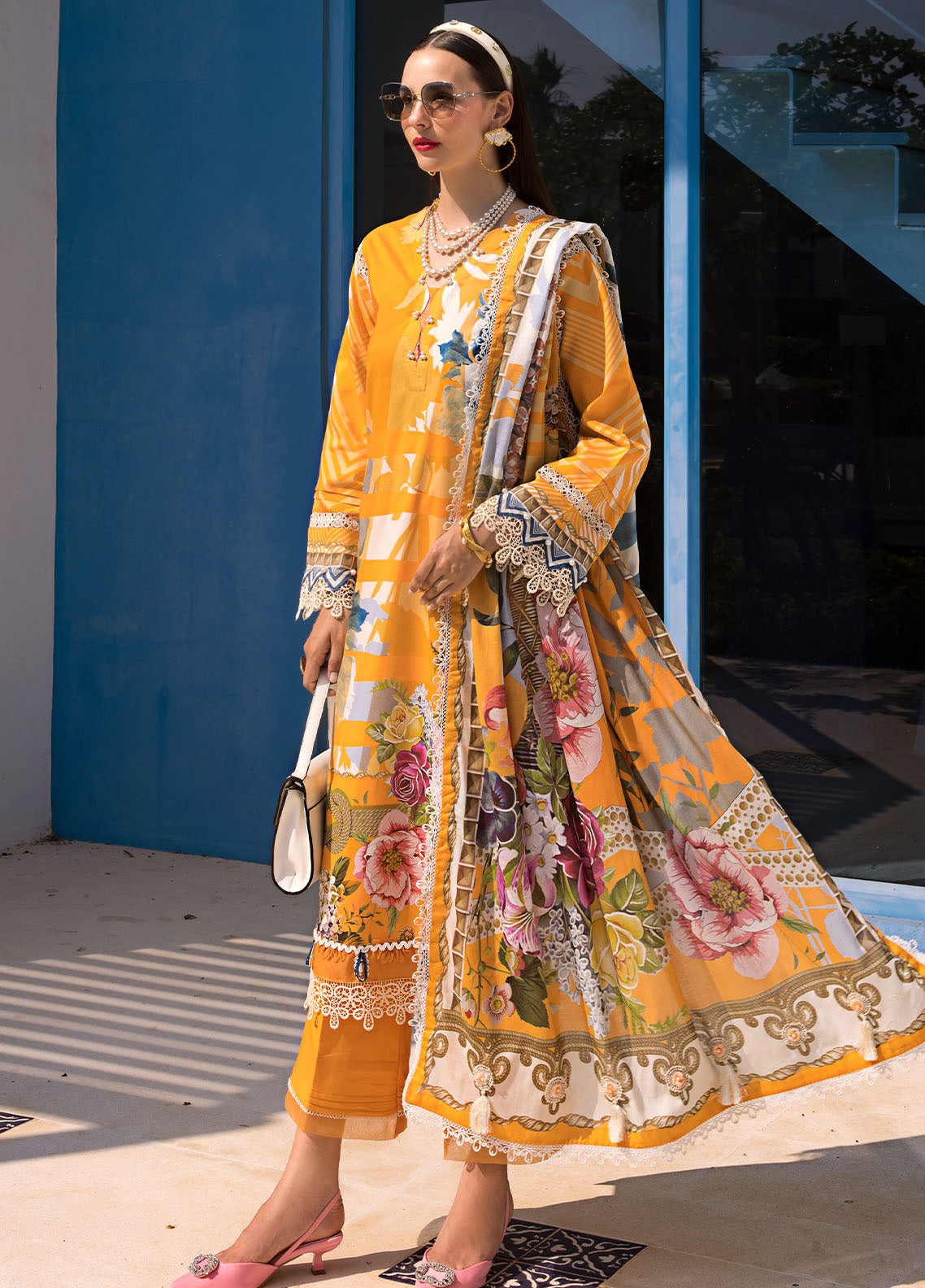 Elaf Luxury Printed Lawn 3 Piece Unstitched Suit EF24P EOP-01A SEDONA Elaf Luxury Printed Lawn 3 Piece Unstitched Suit EF24P EOP-01A SEDONA