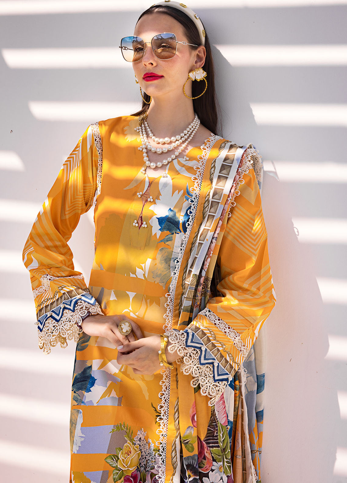 Elaf Luxury Printed Lawn 3 Piece Unstitched Suit EF24P EOP-01A SEDONA Elaf Luxury Printed Lawn 3 Piece Unstitched Suit EF24P EOP-01A SEDONA