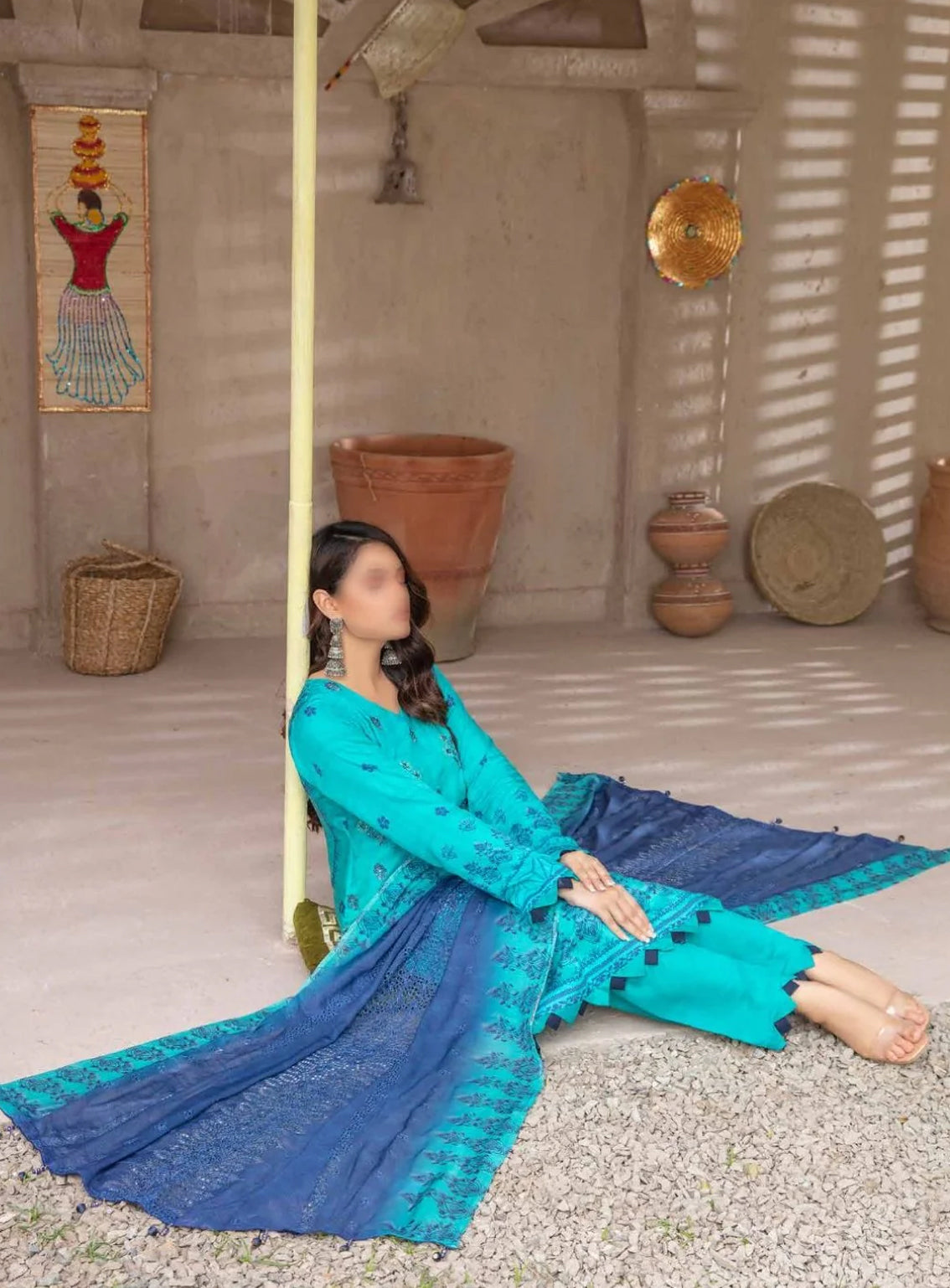 Laiba Exclusive Viscose Embroidered Unstitched 3 Piece Suit - LB23EV LV26-06 Laiba Exclusive Viscose Embroidered Unstitched 3 Piece Suit - LB23EV LV26-06