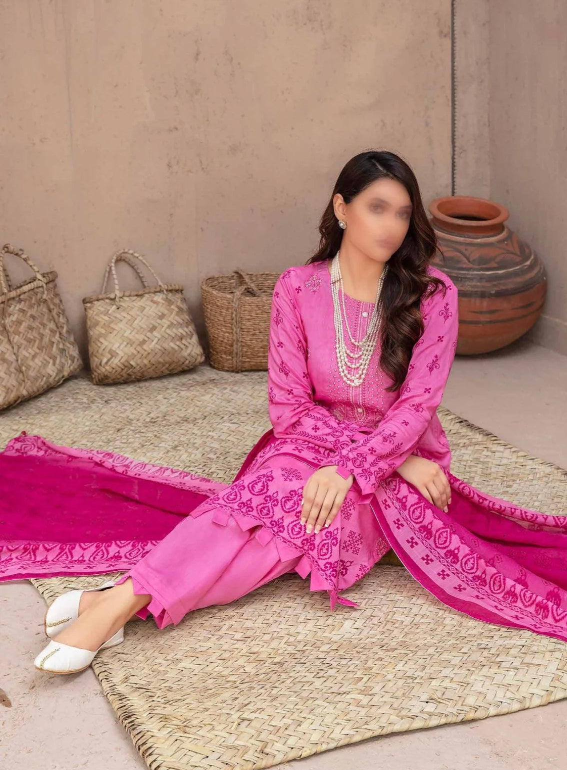 Laiba Exclusive Viscose Embroidered Unstitched 3 Piece Suit - LB23EV LV26-09 Laiba Exclusive Viscose Embroidered Unstitched 3 Piece Suit - LB23EV LV26-09