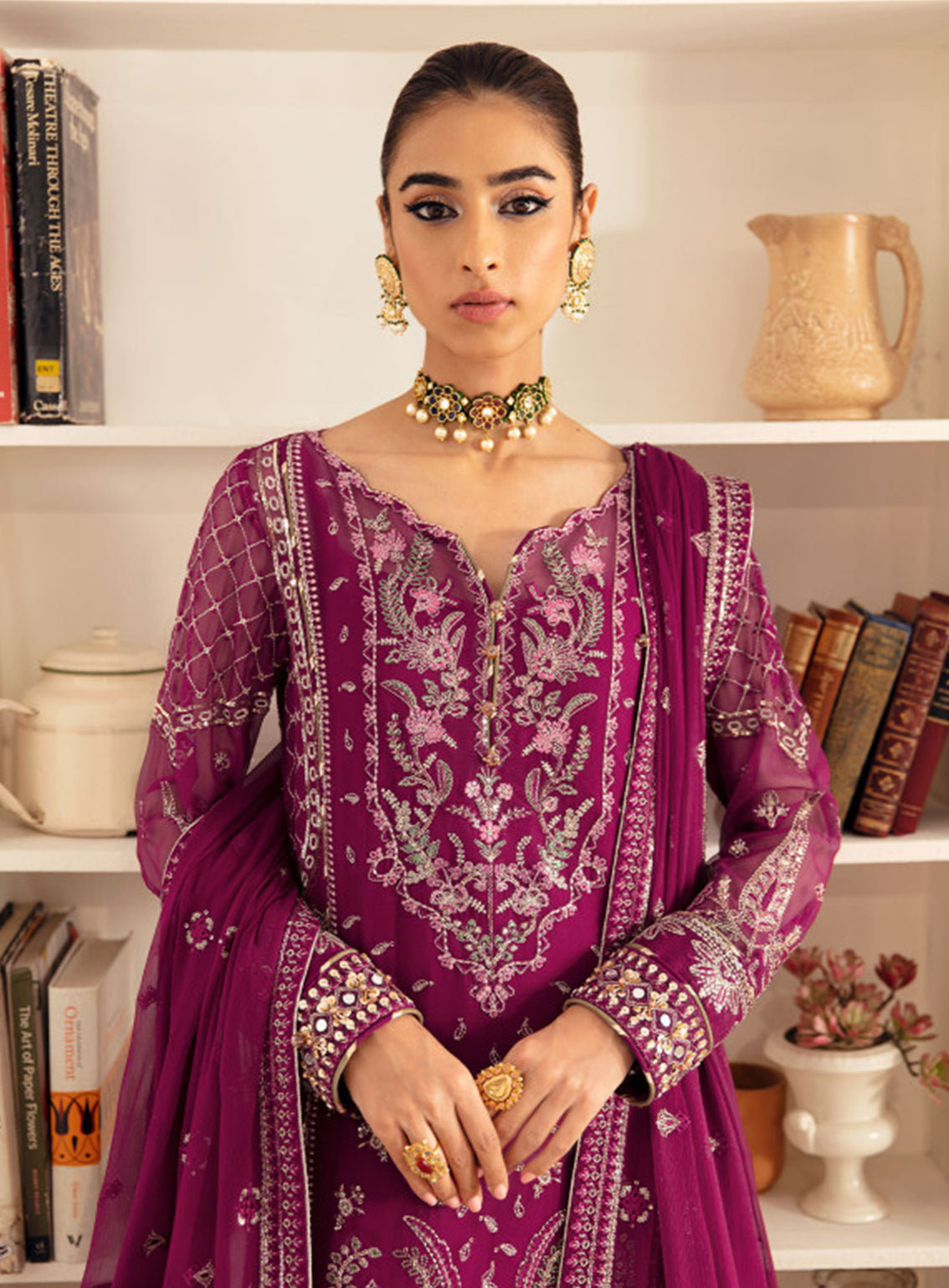 Gulaal Embroidered Chiffon Unstitched 4 Piece Suit - 04 Gulaal Embroidered Chiffon Unstitched 4 Piece Suit - 04