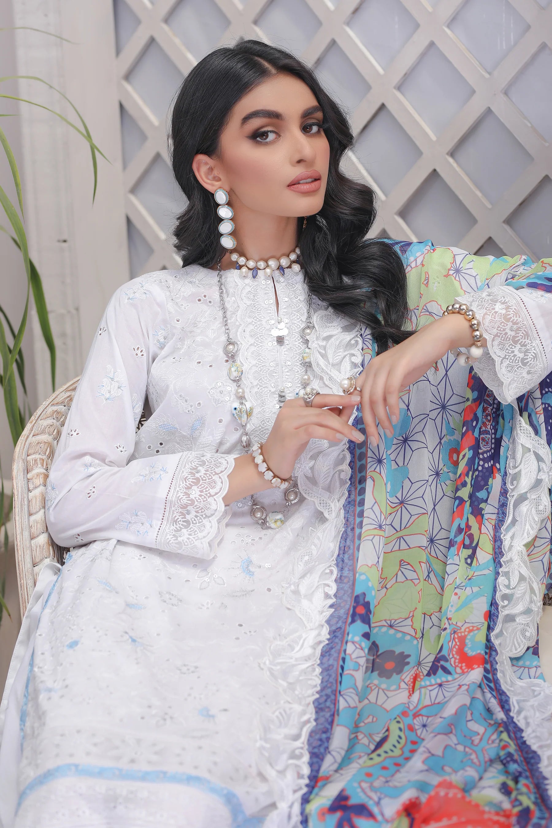 D#5481 LSM Lakhany Luckhnowi Premium Emb Lawn Edition 323 D#5481 LSM Lakhany Luckhnowi Premium Emb Lawn Edition 323