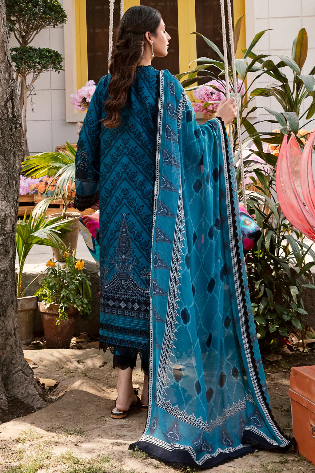 Rangreza By Afrozeh Embroidered Lawn Unstitched 3 Piece Suit - 10 Rangreza By Afrozeh Embroidered Lawn Unstitched 3 Piece Suit - 10